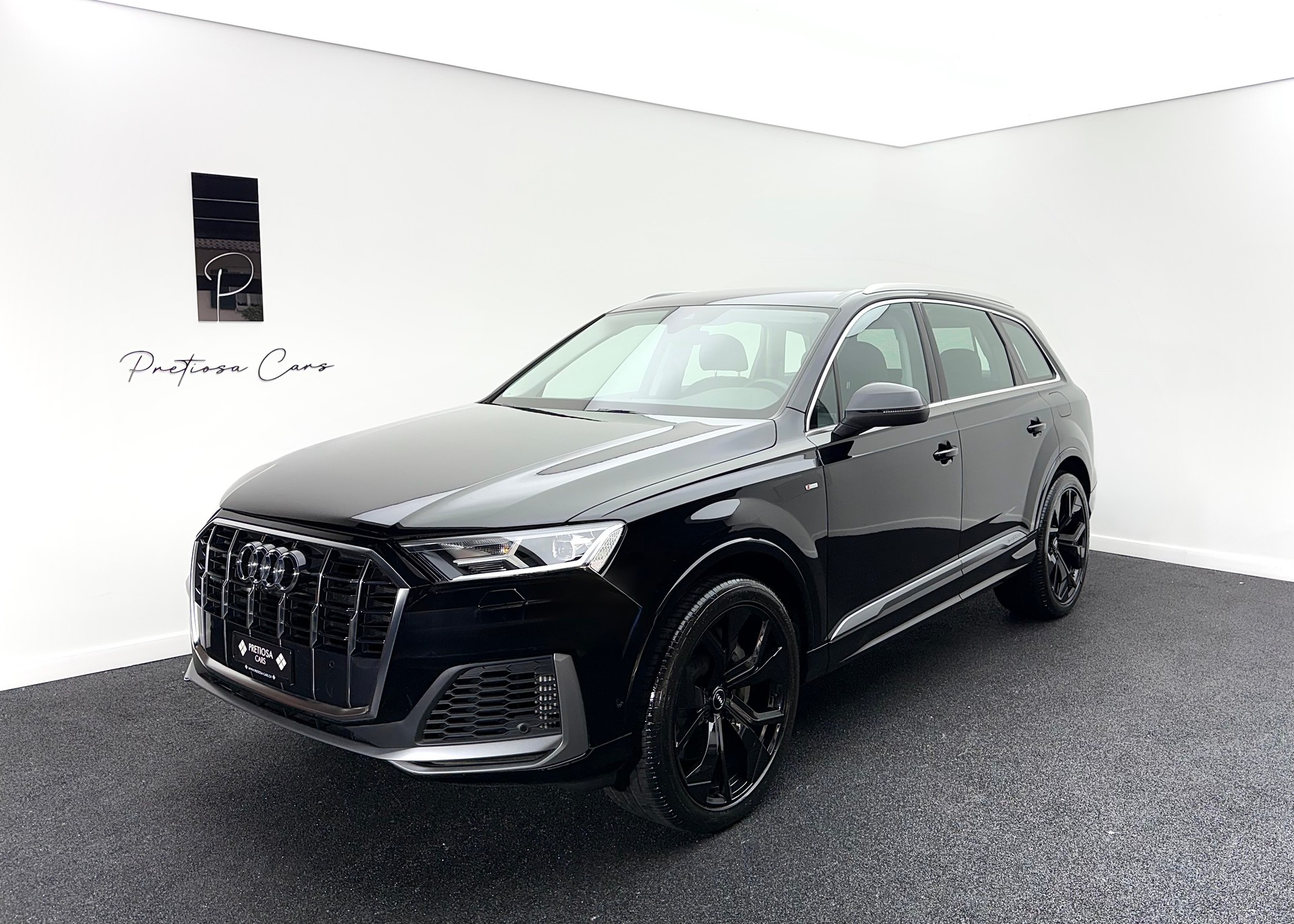 AUDI Q7 55 TFSI e quattro PHEV S line tiptronic-showroom-element-1