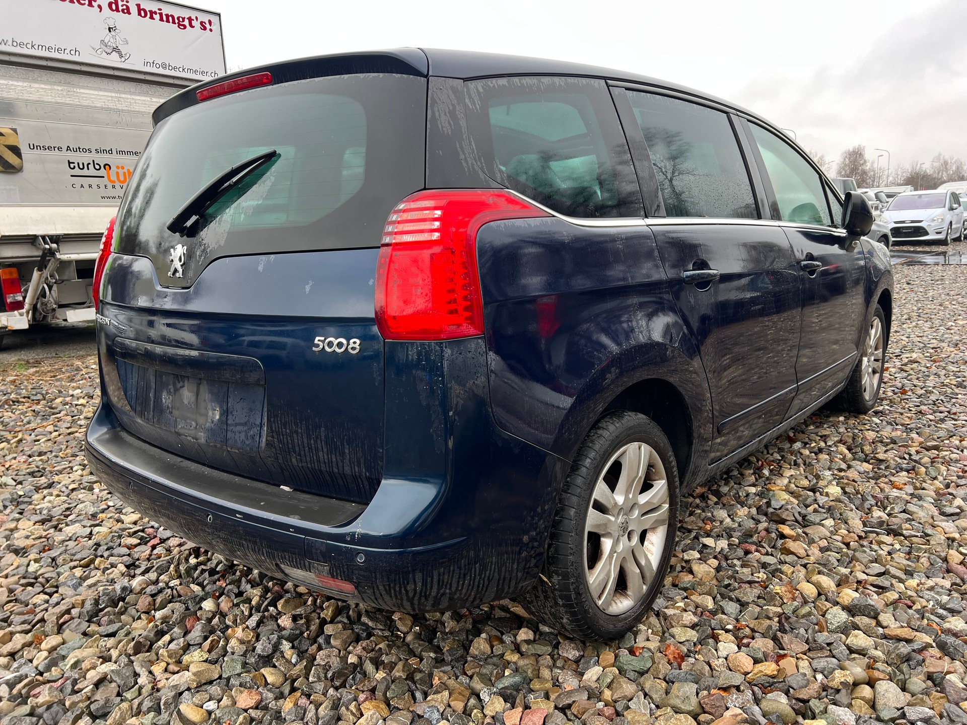 PEUGEOT 5008 1.6 16V T Sport-image-2