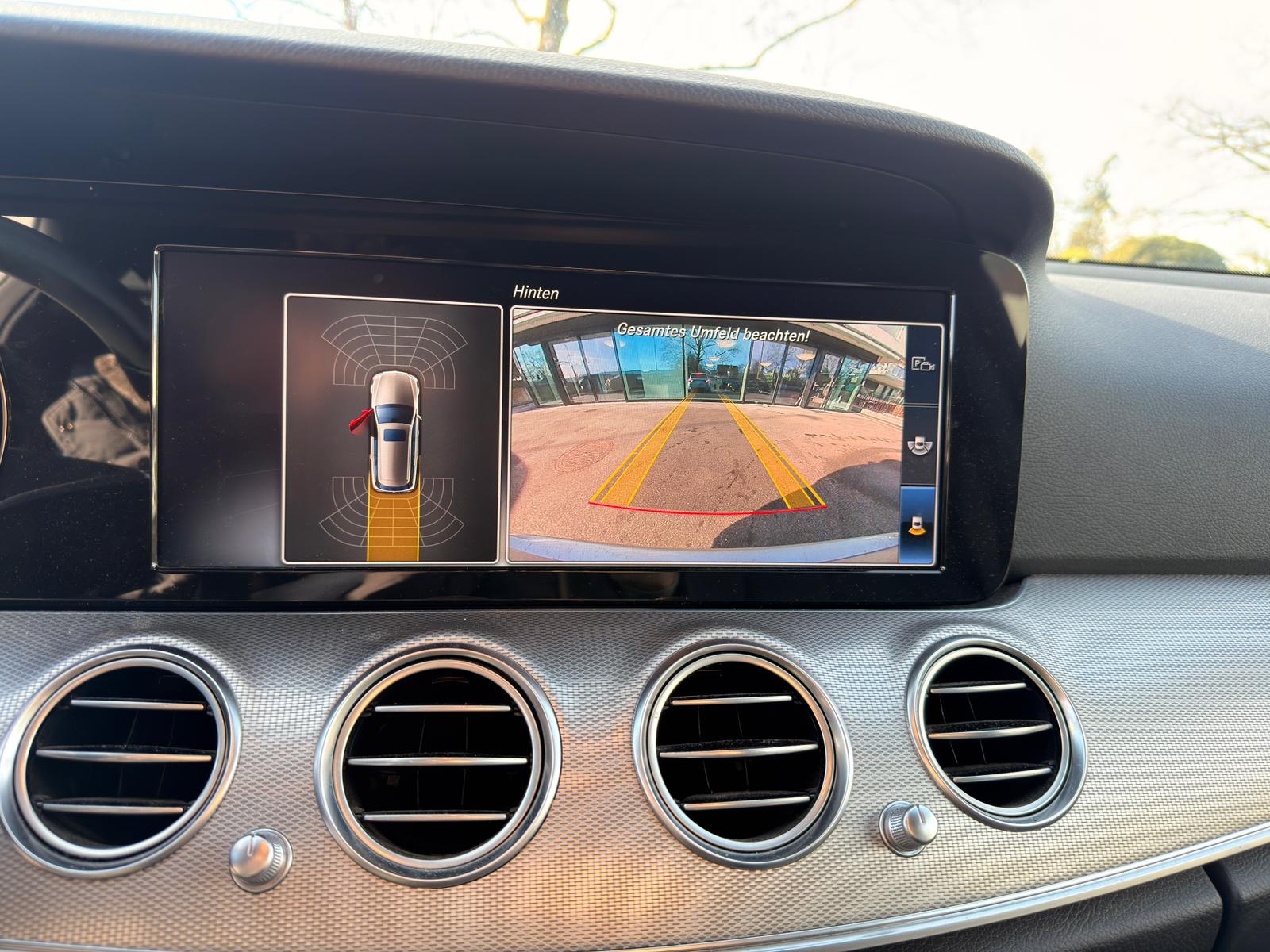 MERCEDES-BENZ E 200 Avantgarde 4 Matic 9G-Tronic-image-15