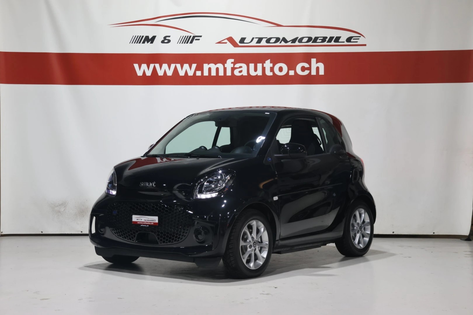 SMART Fortwo Coupé EQ Pulse-showroom-element-1