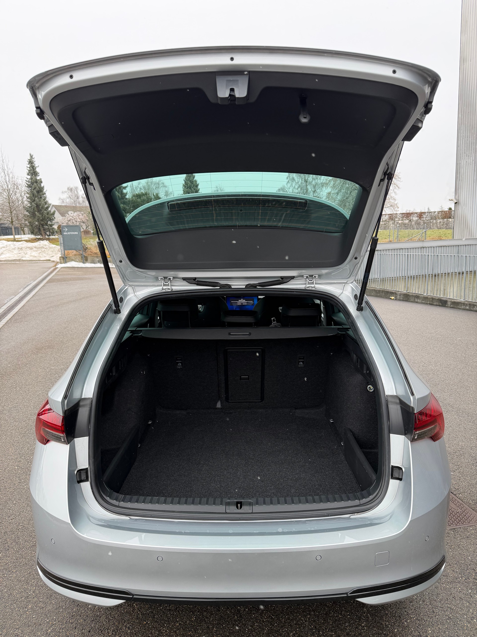 SKODA Octavia Combi 1.5 TSI mHEV DSG Sport Line-image-13