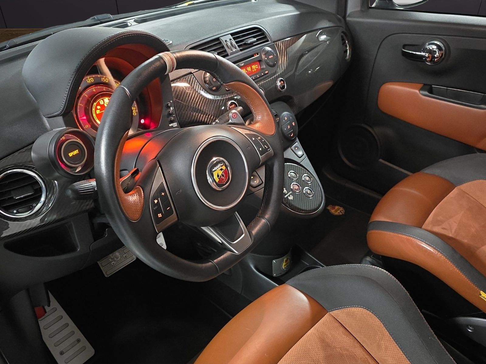 FIAT 695 Abarth 695 Abarth TF Tributo Ferrari Nr° 78/99-image-9