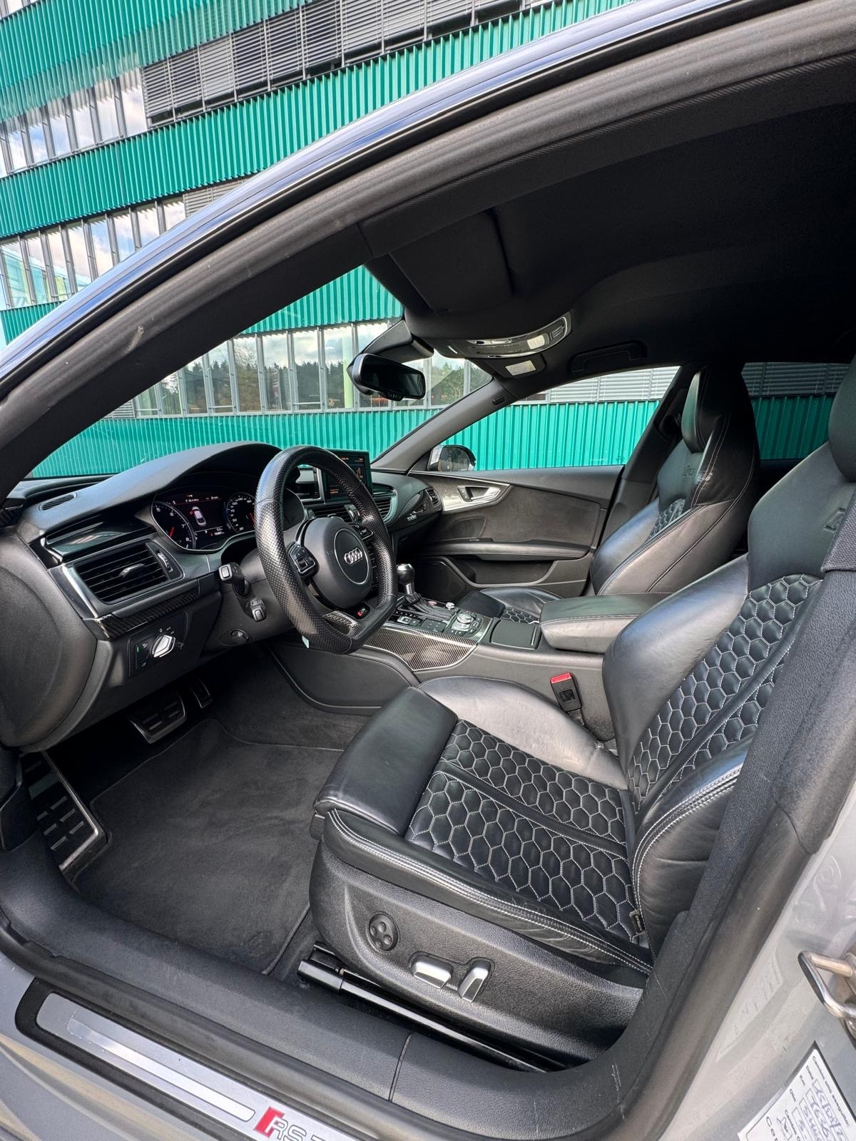 AUDI RS7 Sportback 4.0 TFSI V8 performance quattro-image-6