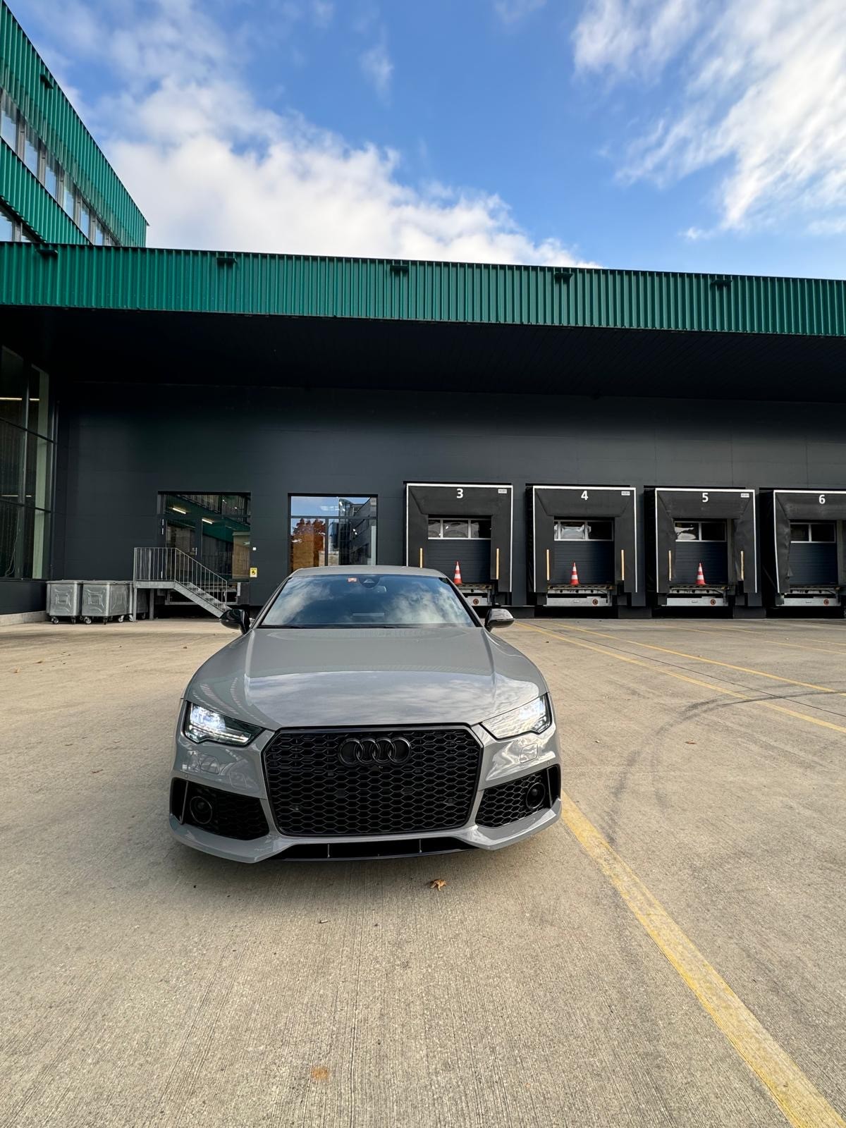 AUDI RS7 Sportback 4.0 TFSI V8 performance quattro-image-1