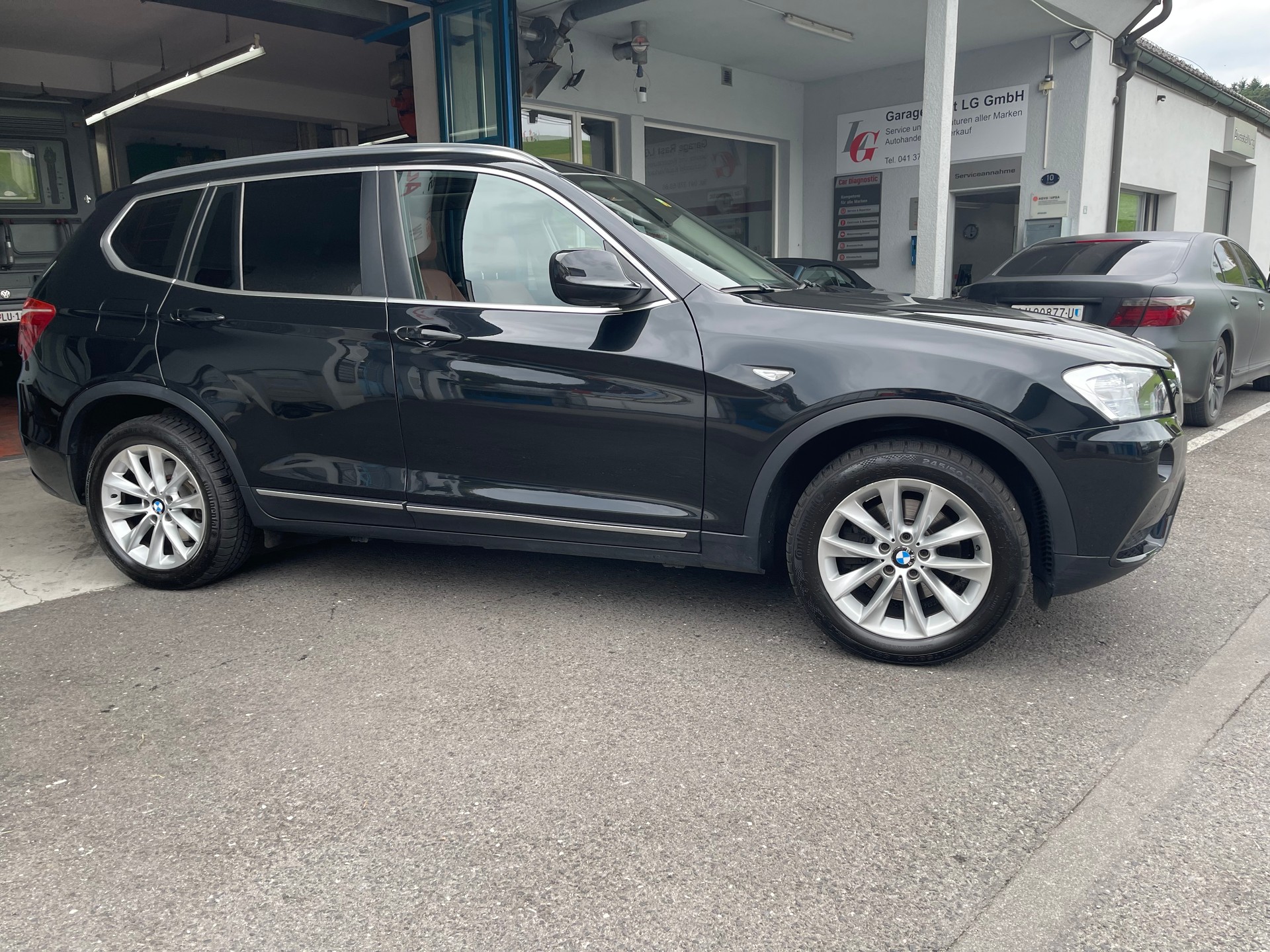 BMW X3 xDrive 35i Steptronic-image-3