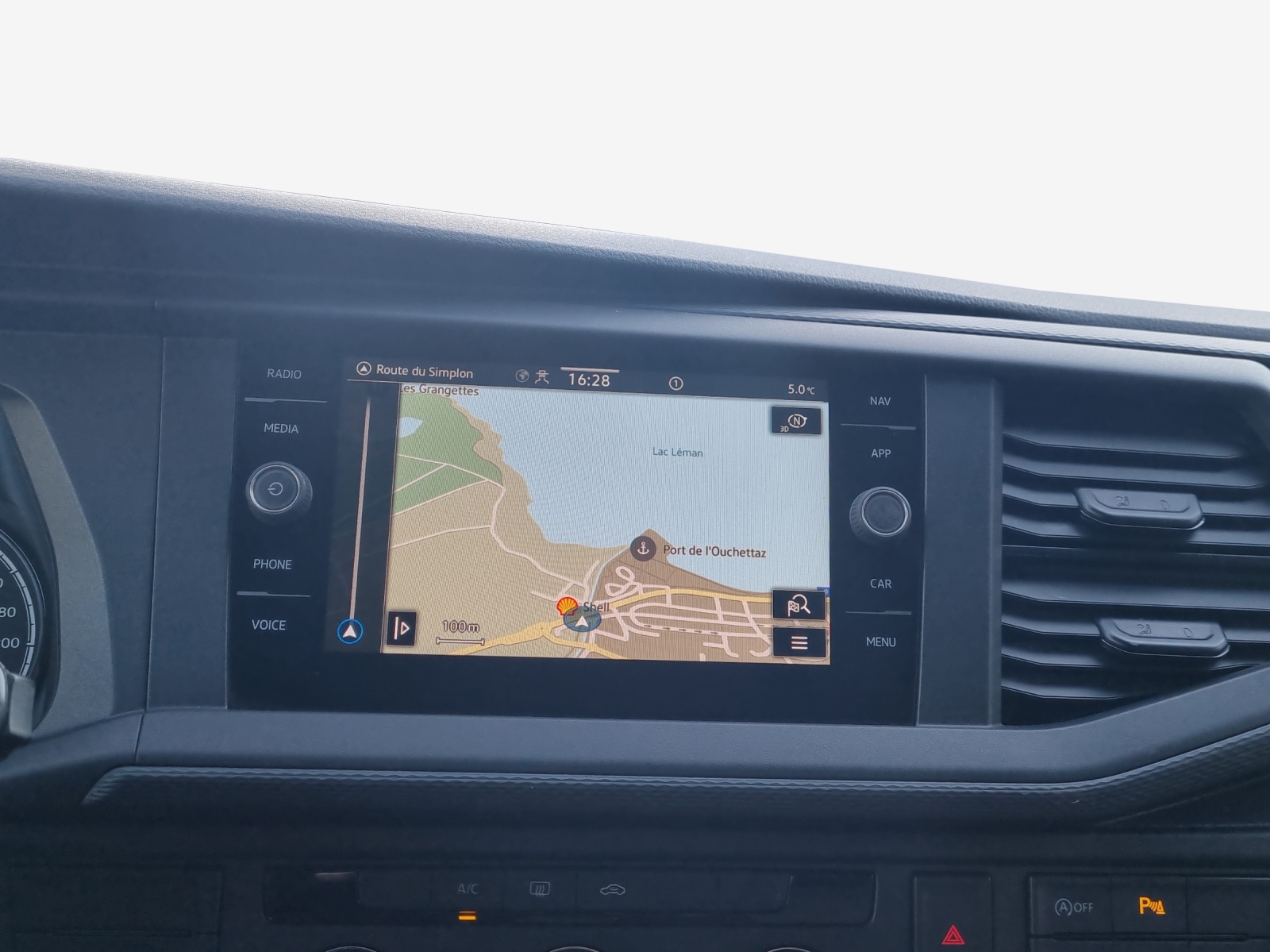 VW T6.1 2.0 TDI 4Motion-image-14