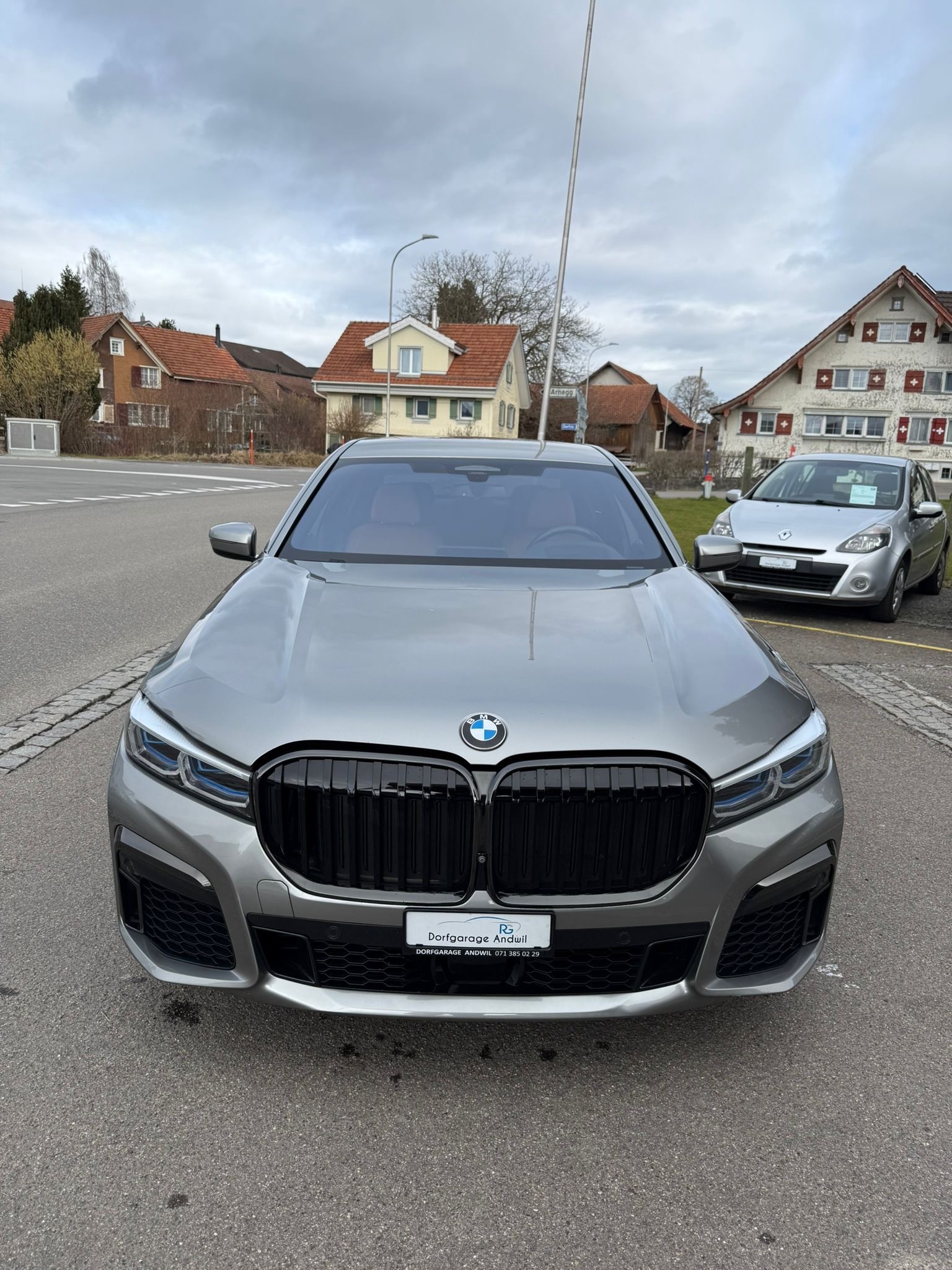 BMW 730d xDrive M Sport Steptronic-image-5