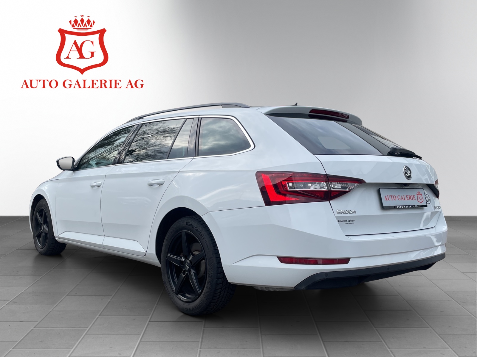 SKODA Superb Combi 1.4 TSI ACT AmbitionDSG-showroom-element-2
