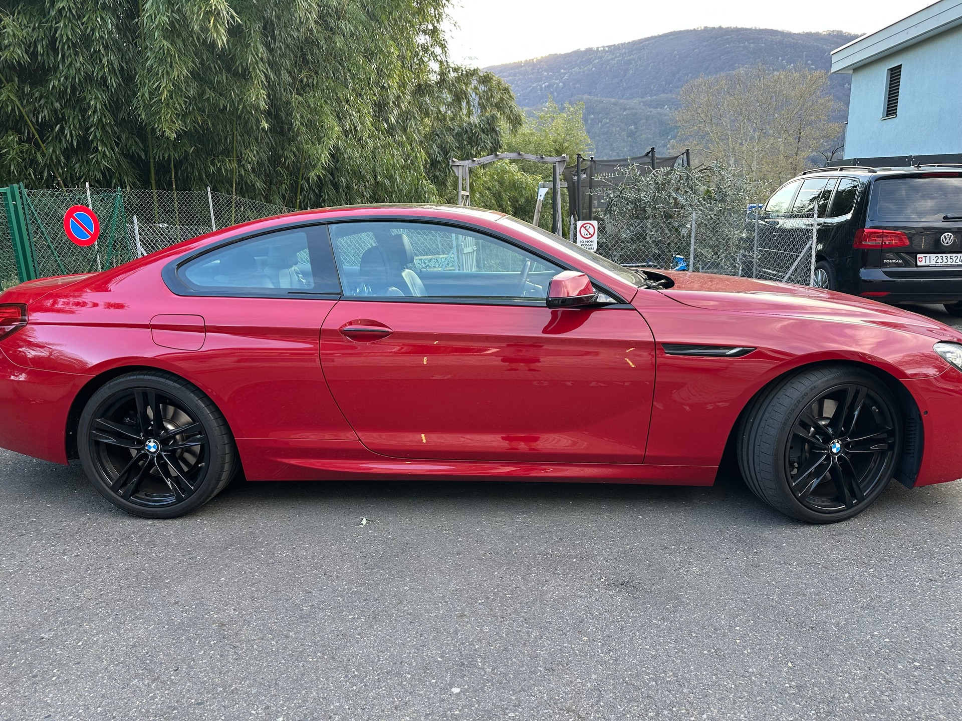 BMW 650i Coupé xDrive-image-2
