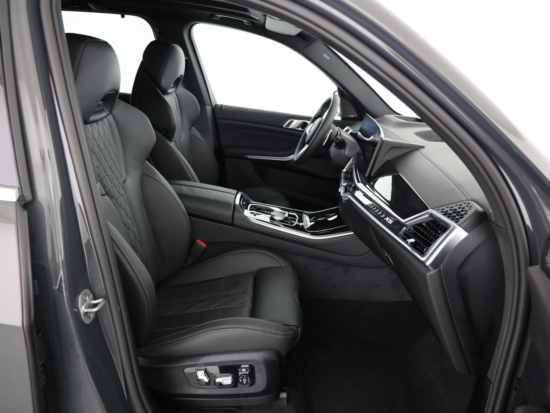 BMW X5 40d xDrive SAG-image-11