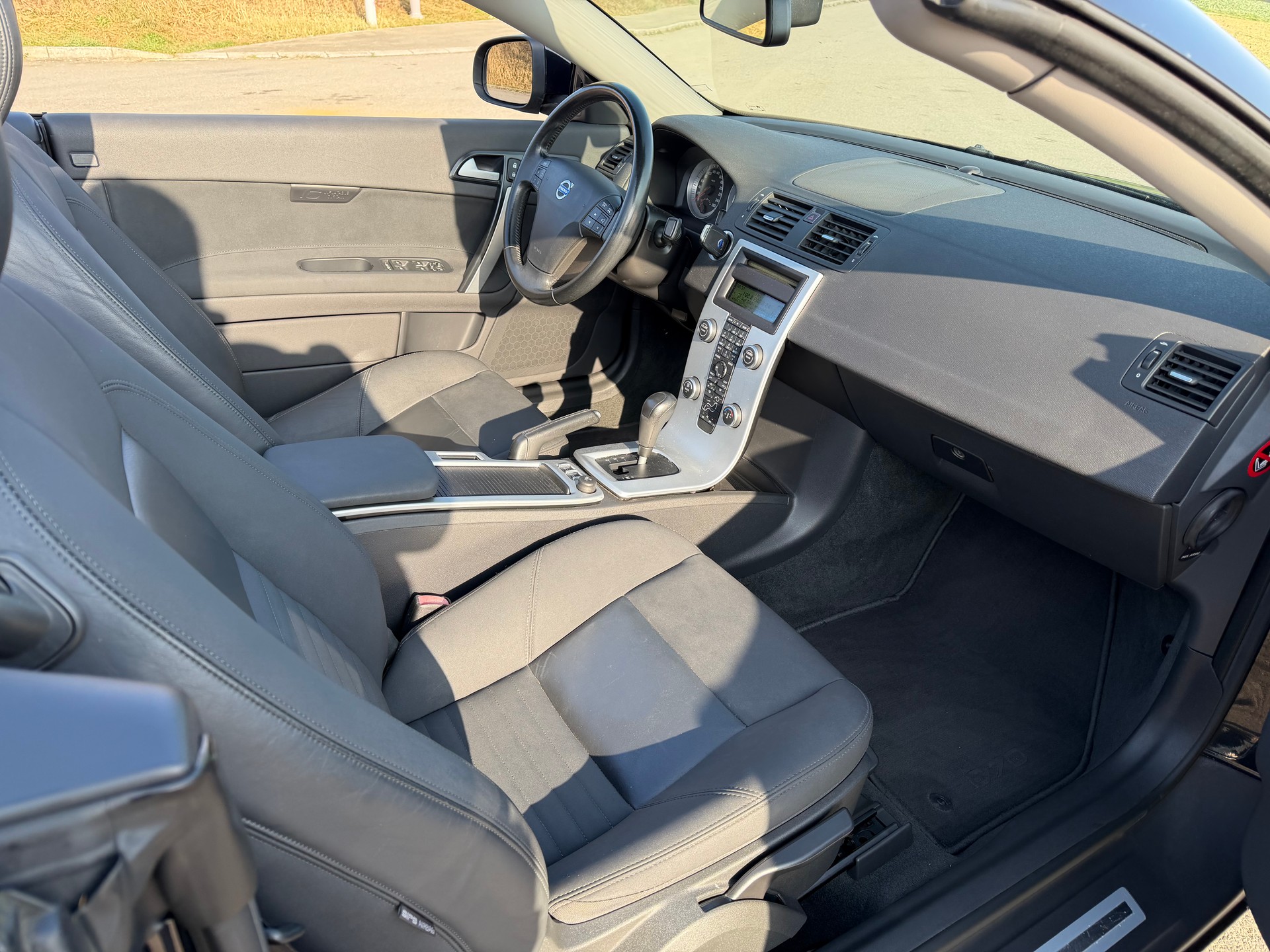 VOLVO C70 2.4 Summum Geartronic-image-5