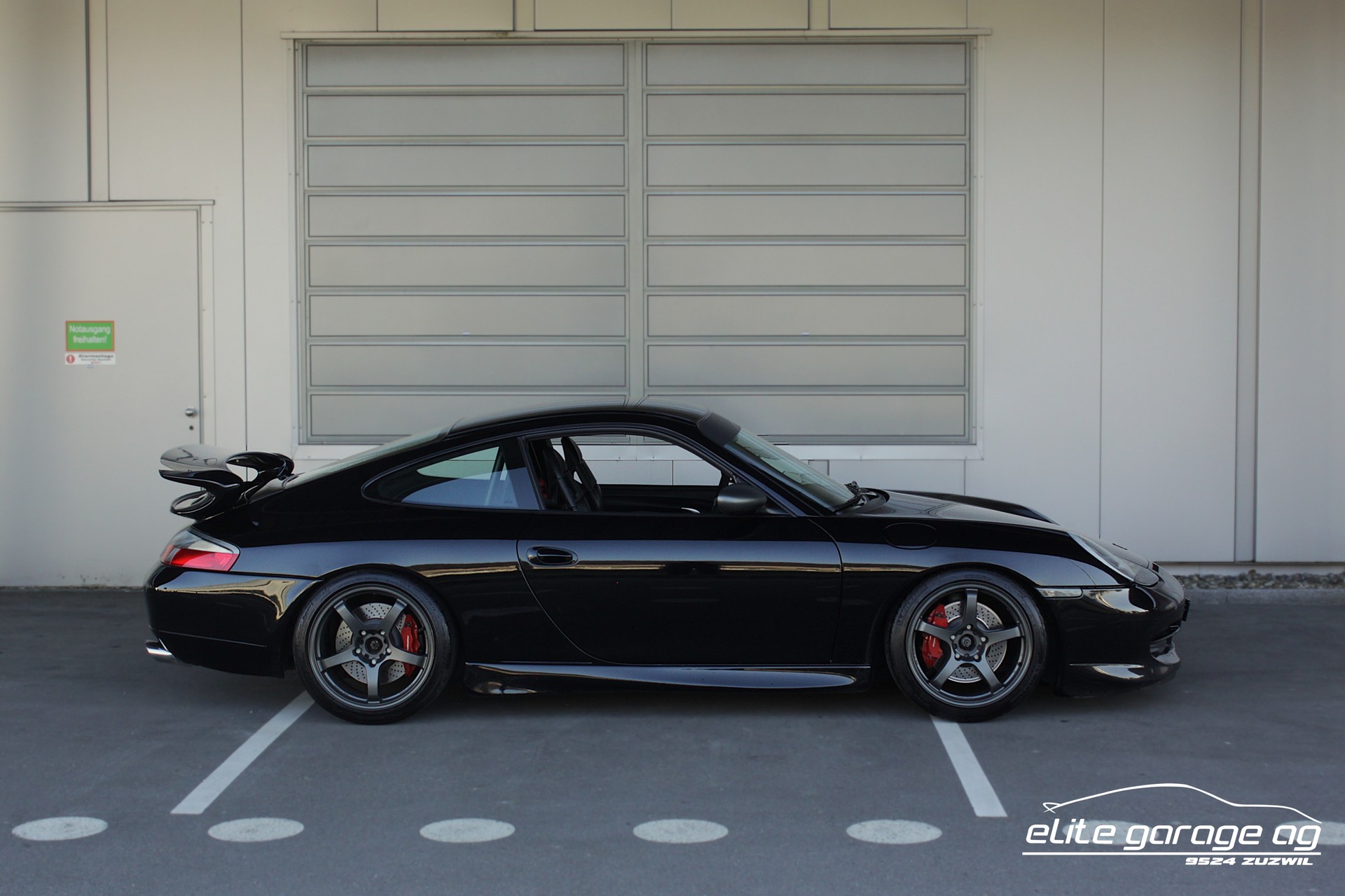 PORSCHE 911 GT3-image-5