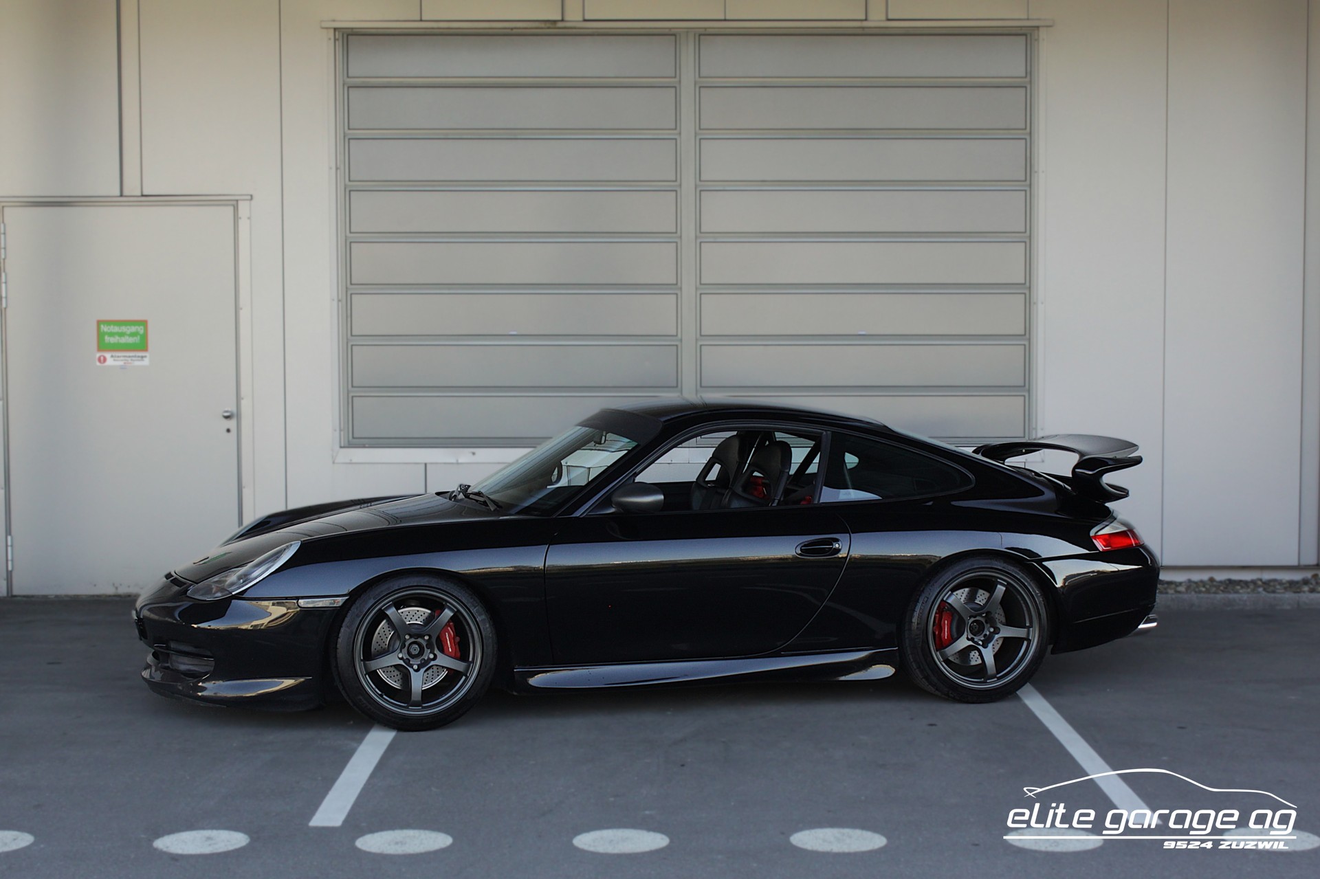 PORSCHE 911 GT3-image-0