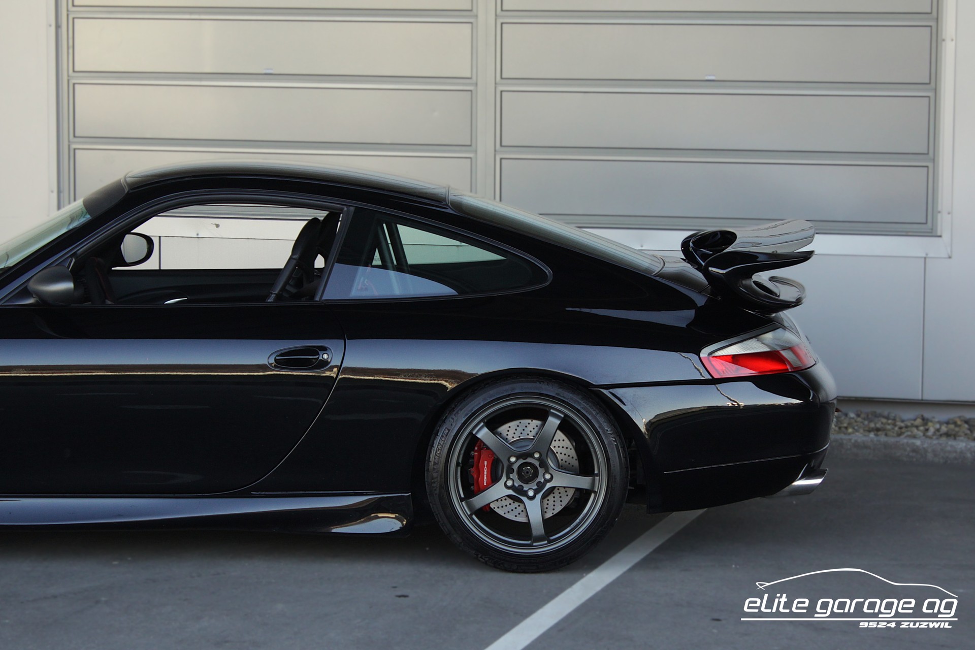 PORSCHE 911 GT3-image-11