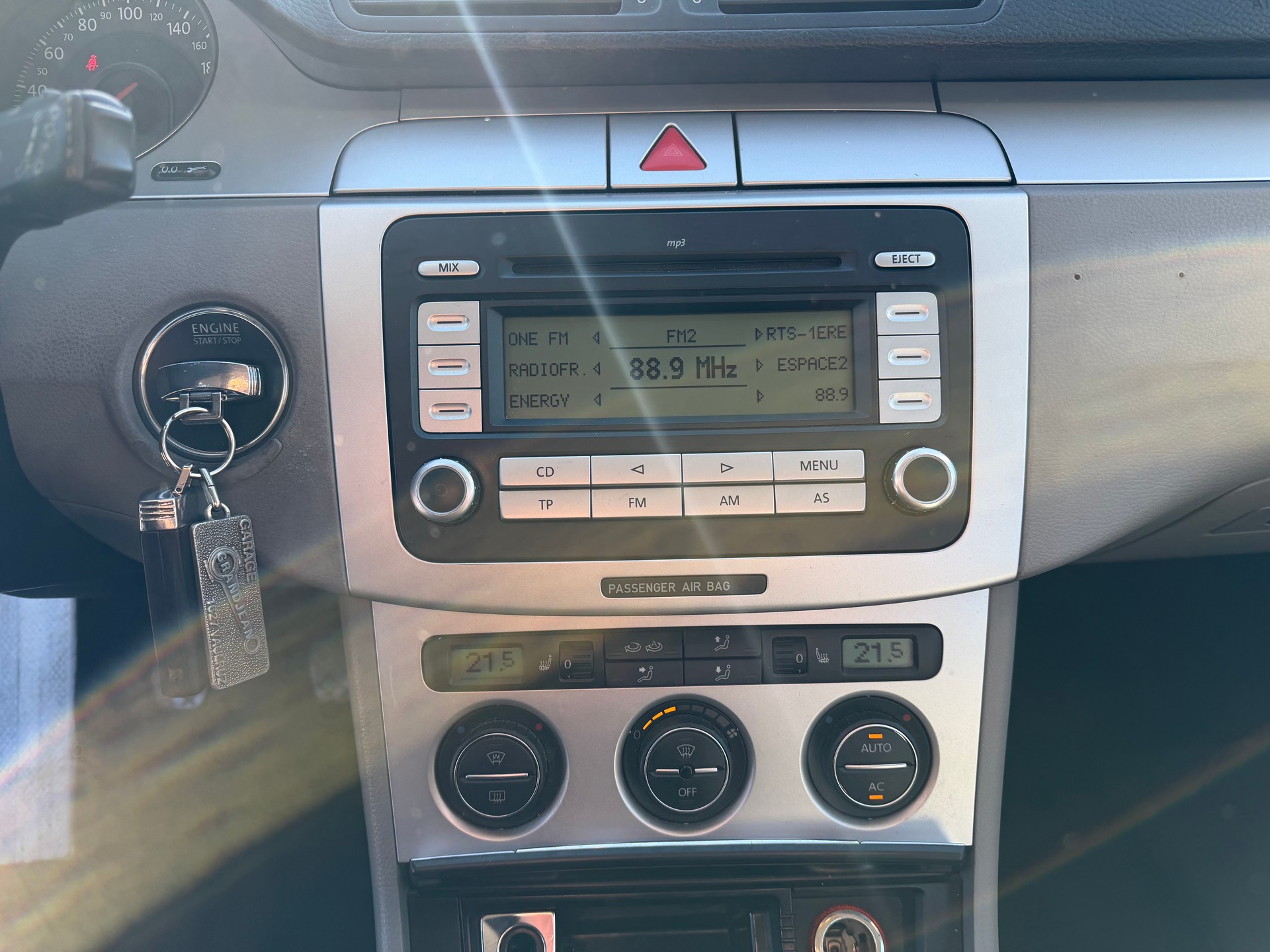 VW Passat Variant 2.0 TDI Trendline-image-11