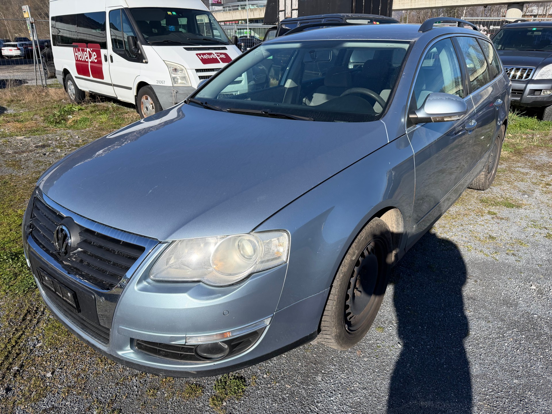 VW Passat Variant 2.0 TDI Trendline-image-0