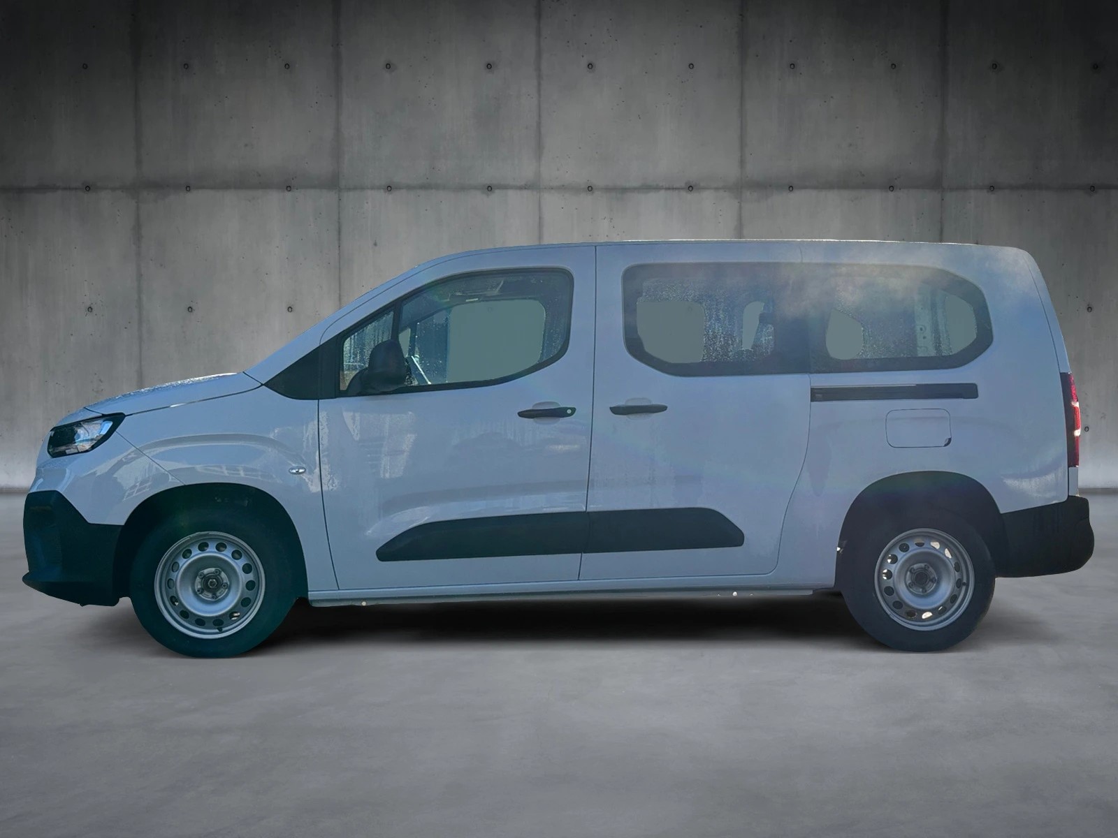 FIAT Doblo 1.5 BlueHDi L2 950kg A-image-5