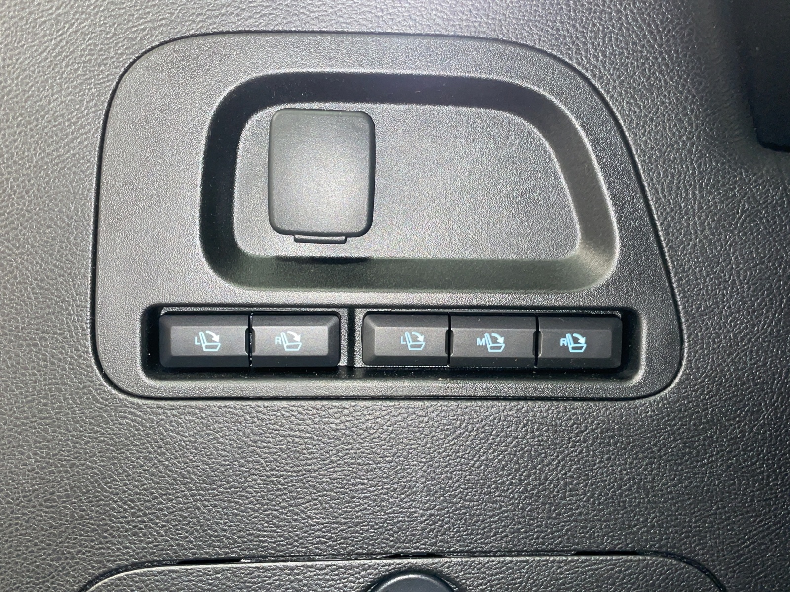 FORD S-Max 2.5 Hybrid Vignale-image-15