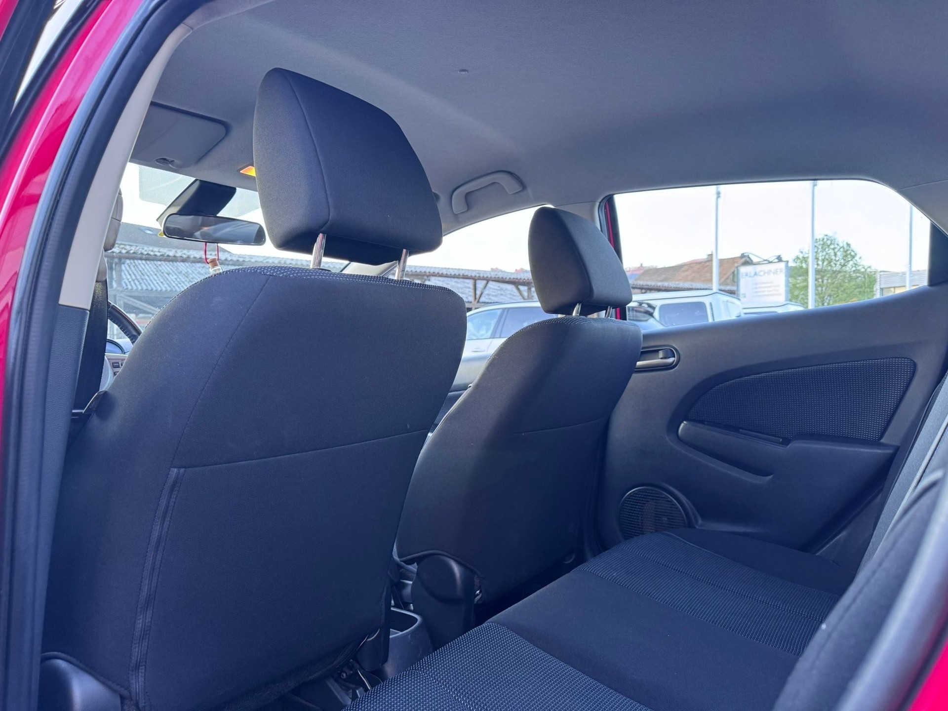 MAZDA 2 1.5i 16V Sport-image-11