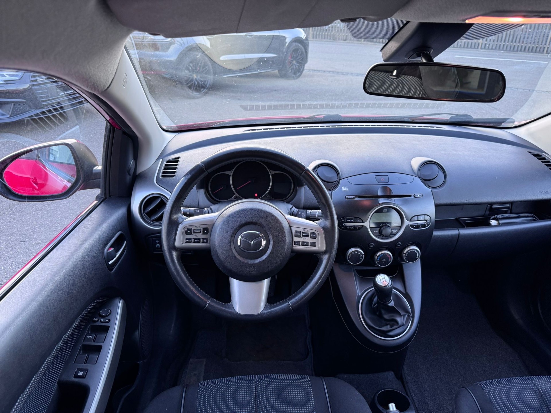 MAZDA 2 1.5i 16V Sport-image-7