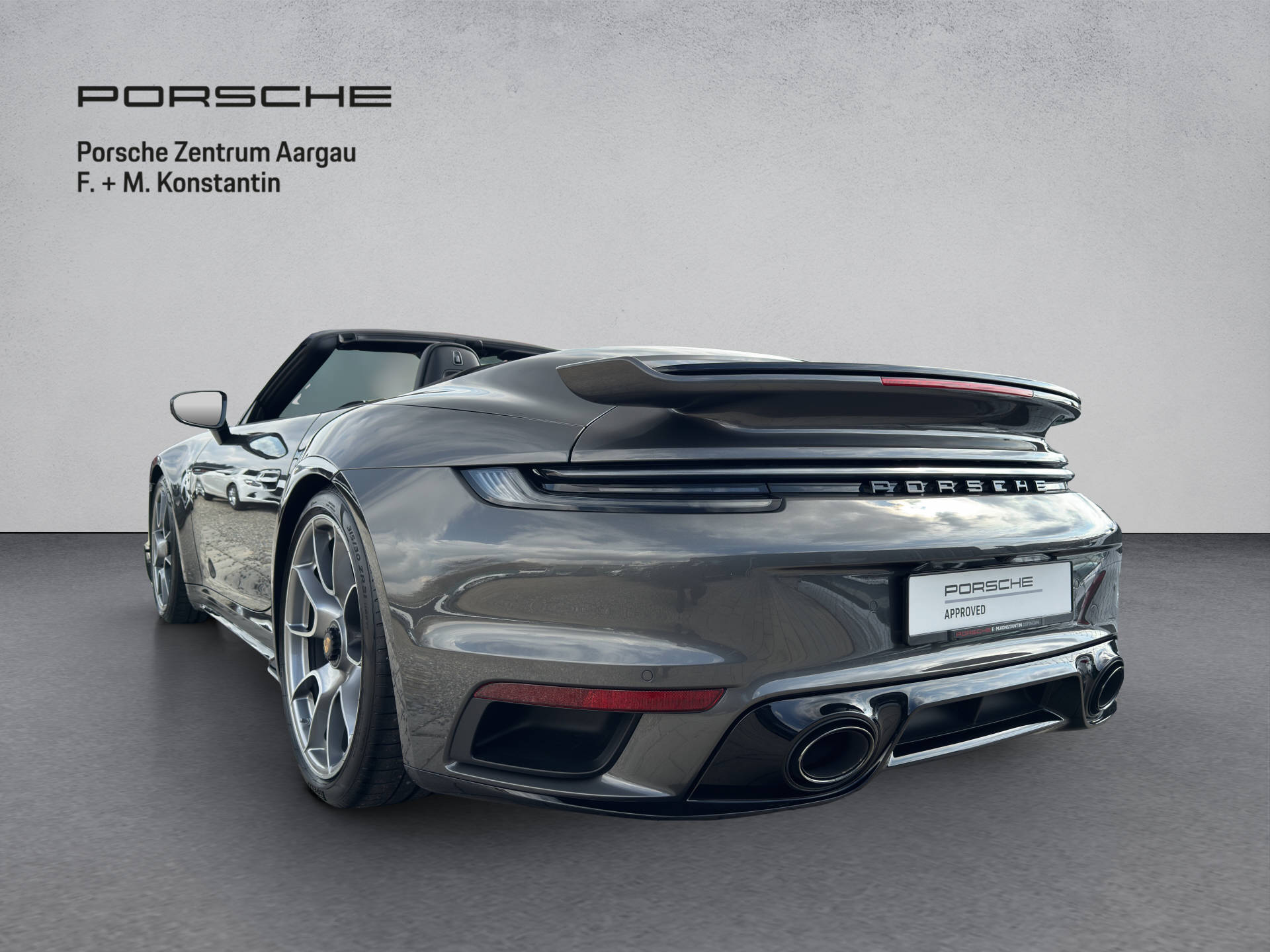 PORSCHE 911 Turbo S Cabriolet-image-3
