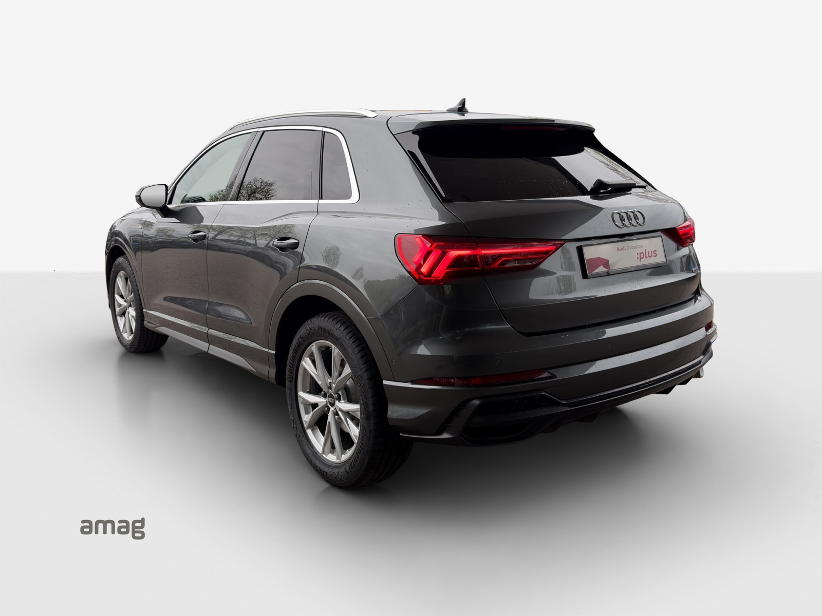AUDI Q3 35 TDI S line Attraction quattro S-tronic-image-2