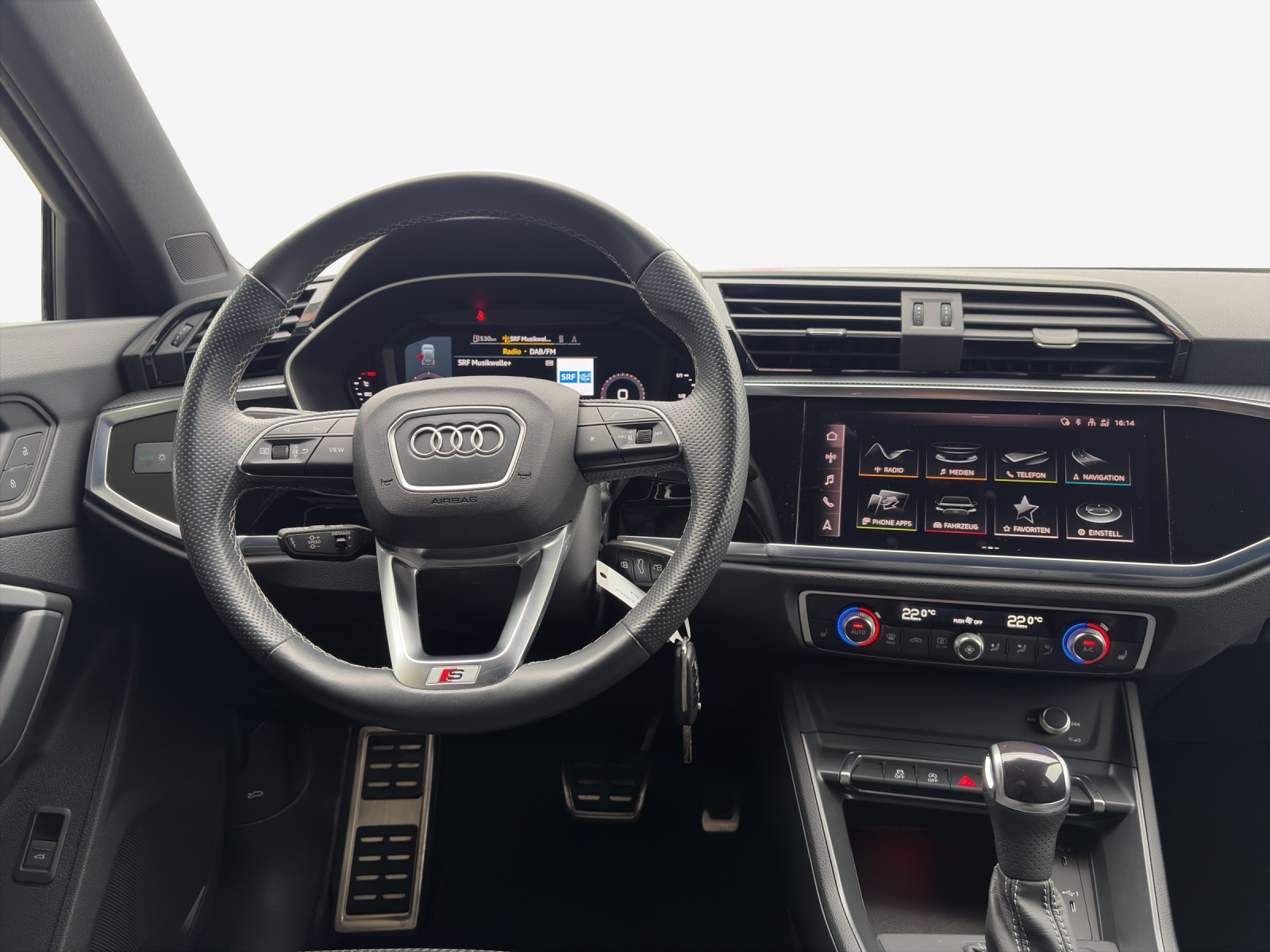 AUDI Q3 35 TDI S line Attraction quattro S-tronic-image-8