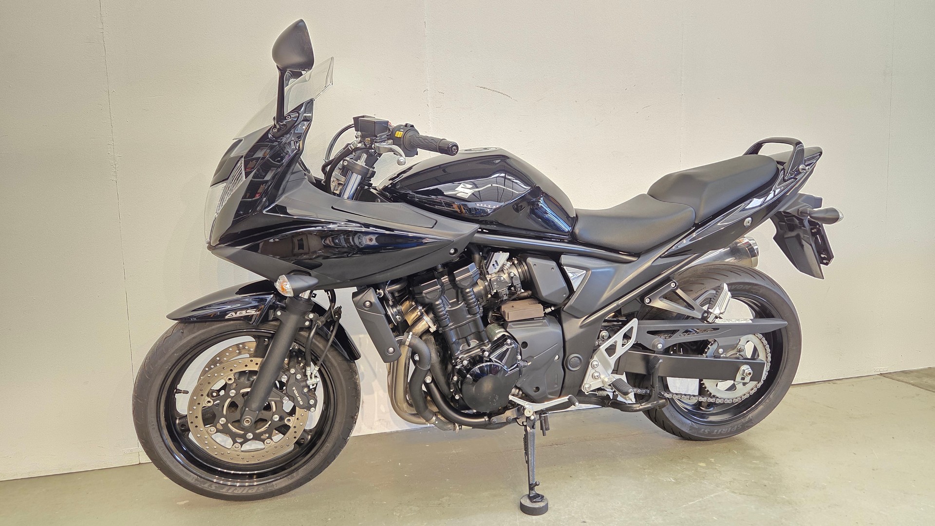 SUZUKI GSF 650 SA Bandit ABS-showroom-element-3