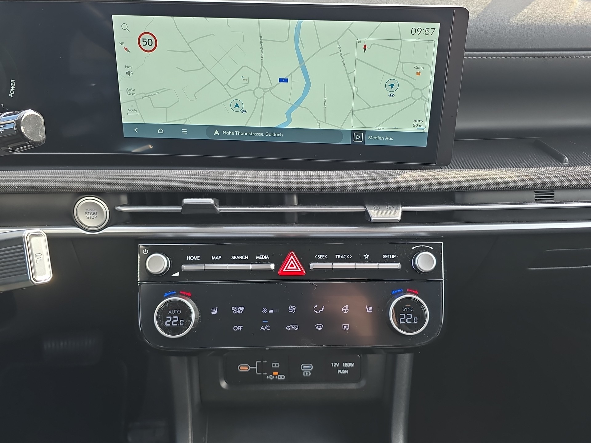 HYUNDAI Tucson 1.6 T-GDi Plug-in Hybrid Amplia 4WD-image-14