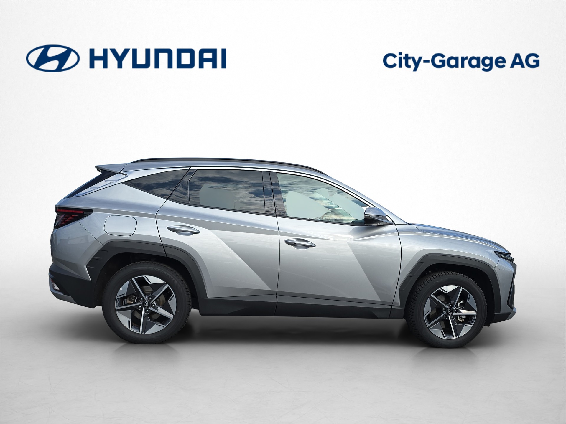 HYUNDAI Tucson 1.6 T-GDi Plug-in Hybrid Amplia 4WD-image-4