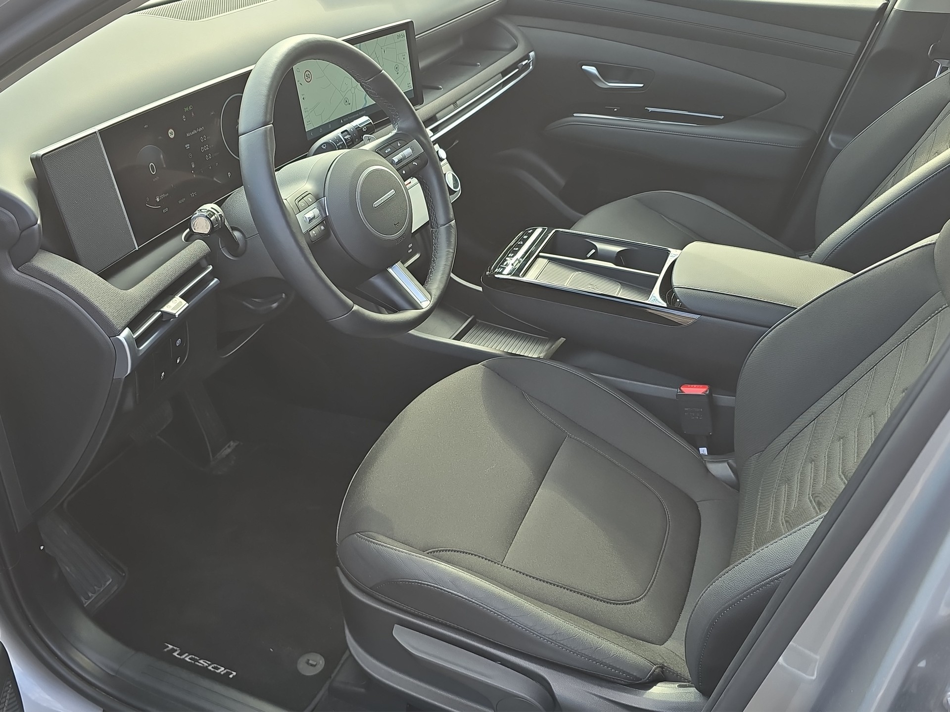 HYUNDAI Tucson 1.6 T-GDi Plug-in Hybrid Amplia 4WD-image-7