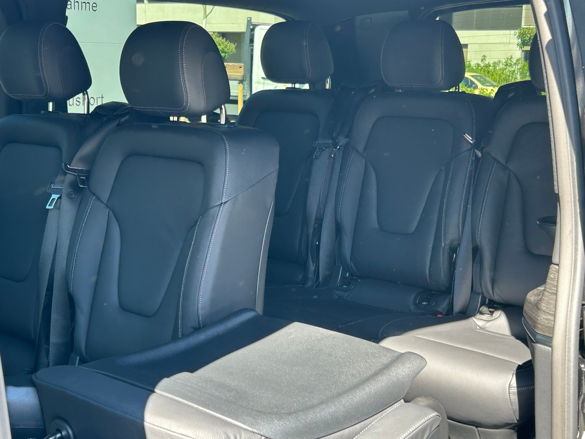 MERCEDES-BENZ V 300 d AVANTGARDE Extralang 4Matic-image-6