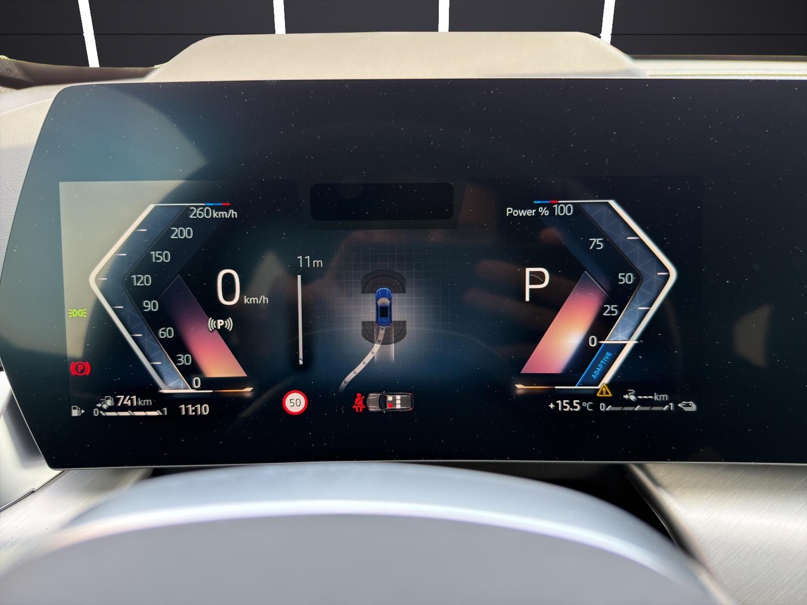 BMW X1 25e xDrive paddles-image-10