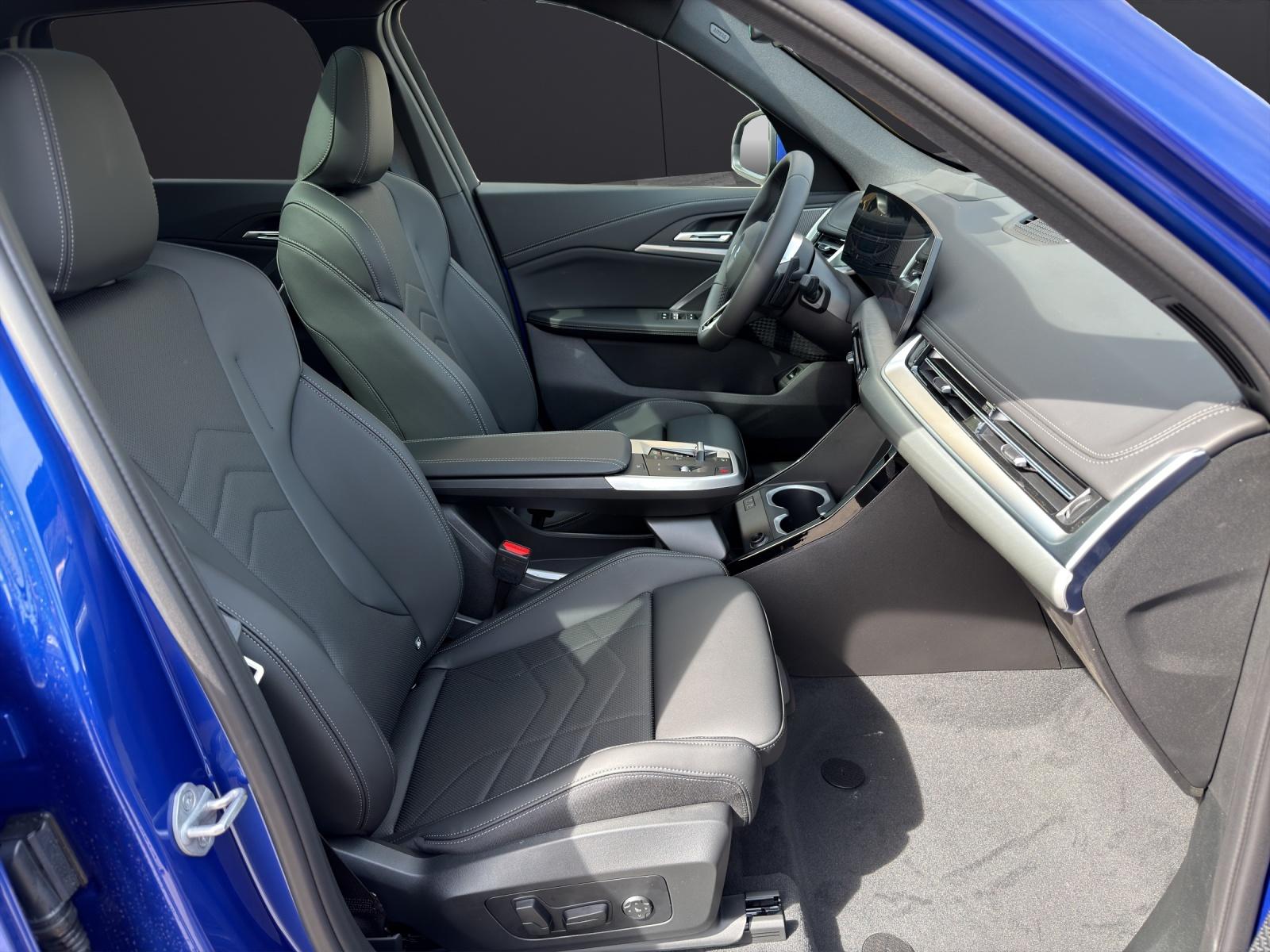 BMW X1 25e xDrive paddles-image-18