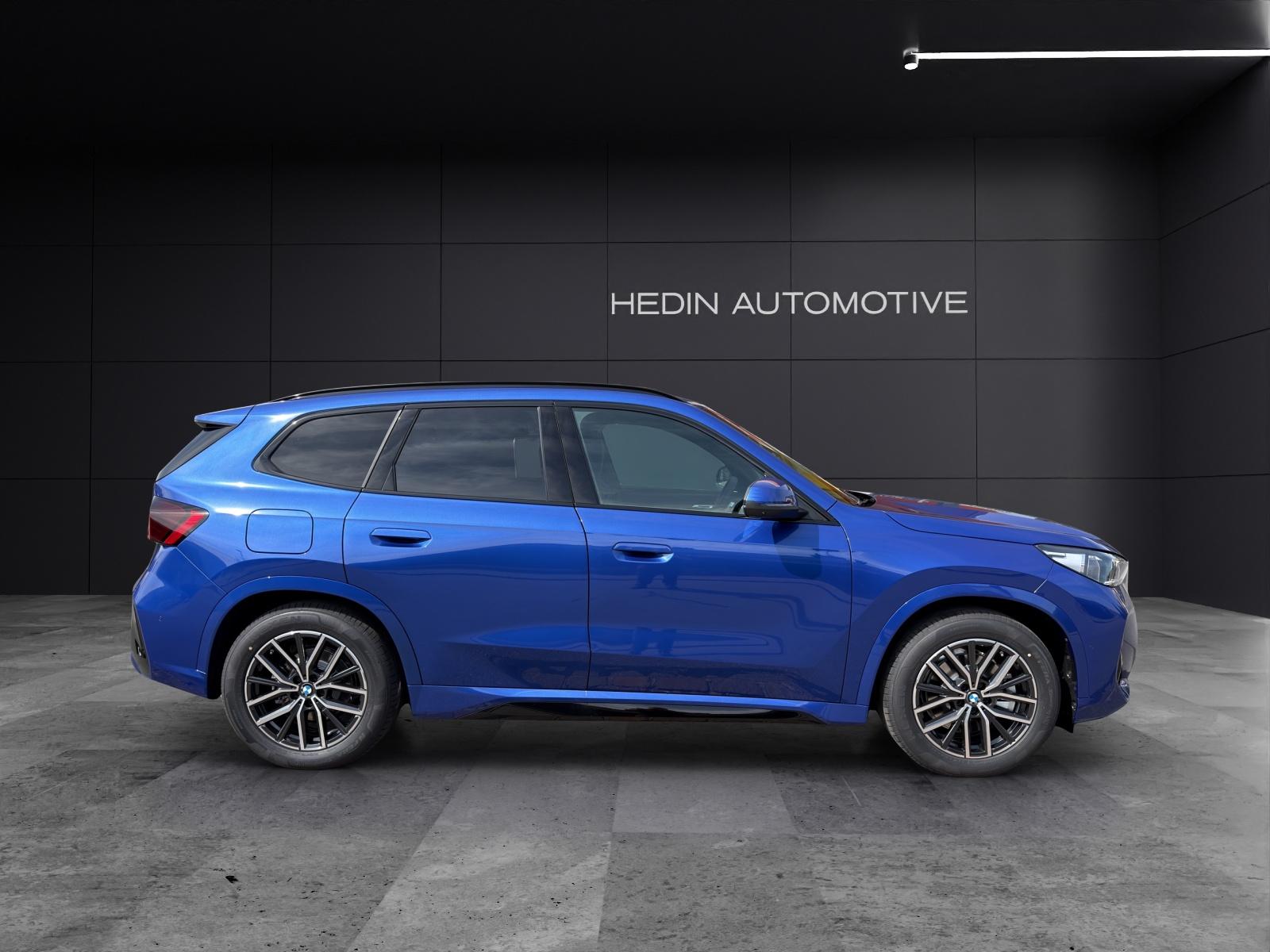 BMW X1 25e xDrive paddles-image-16