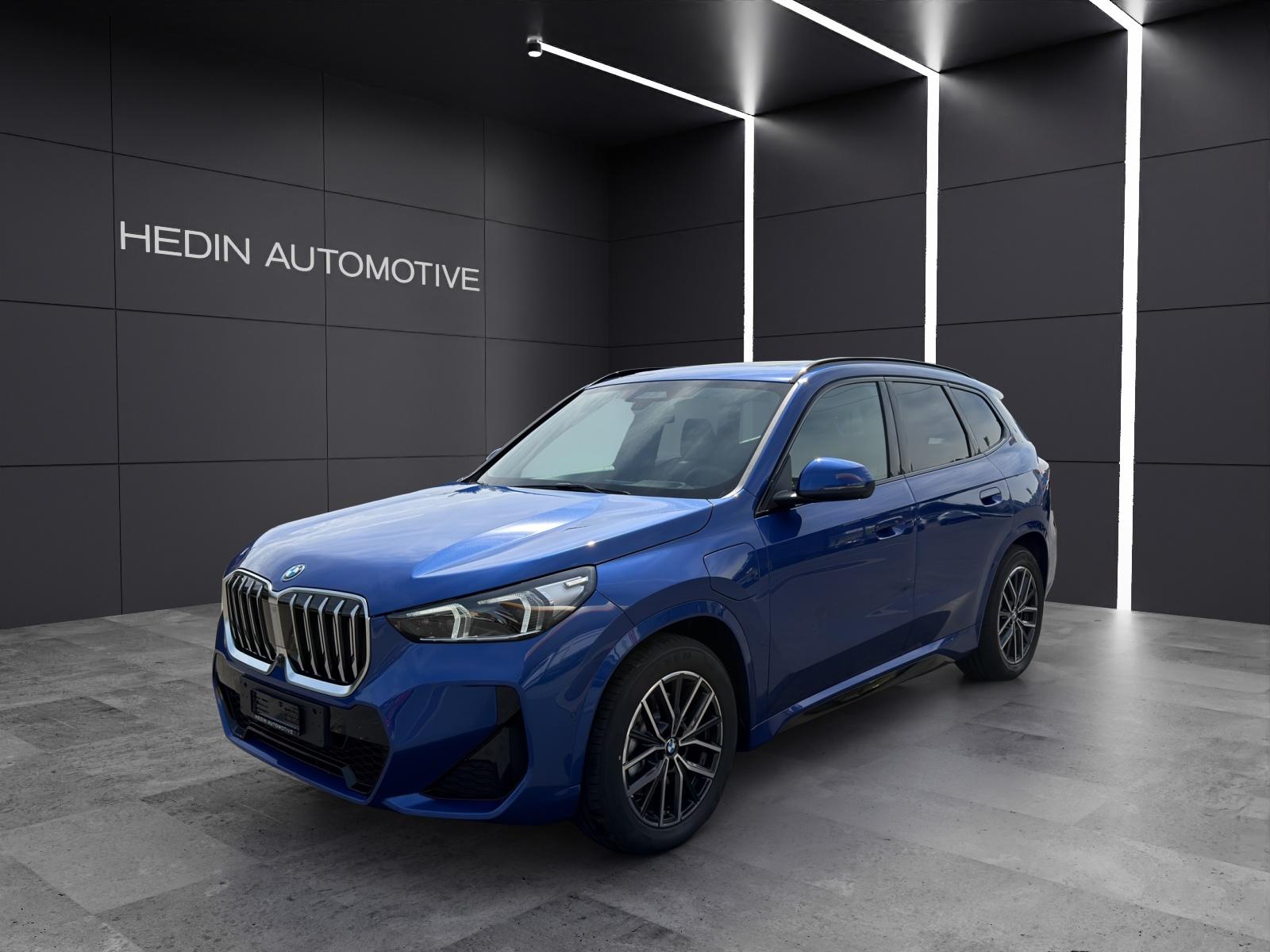 BMW X1 25e xDrive paddles-image-0