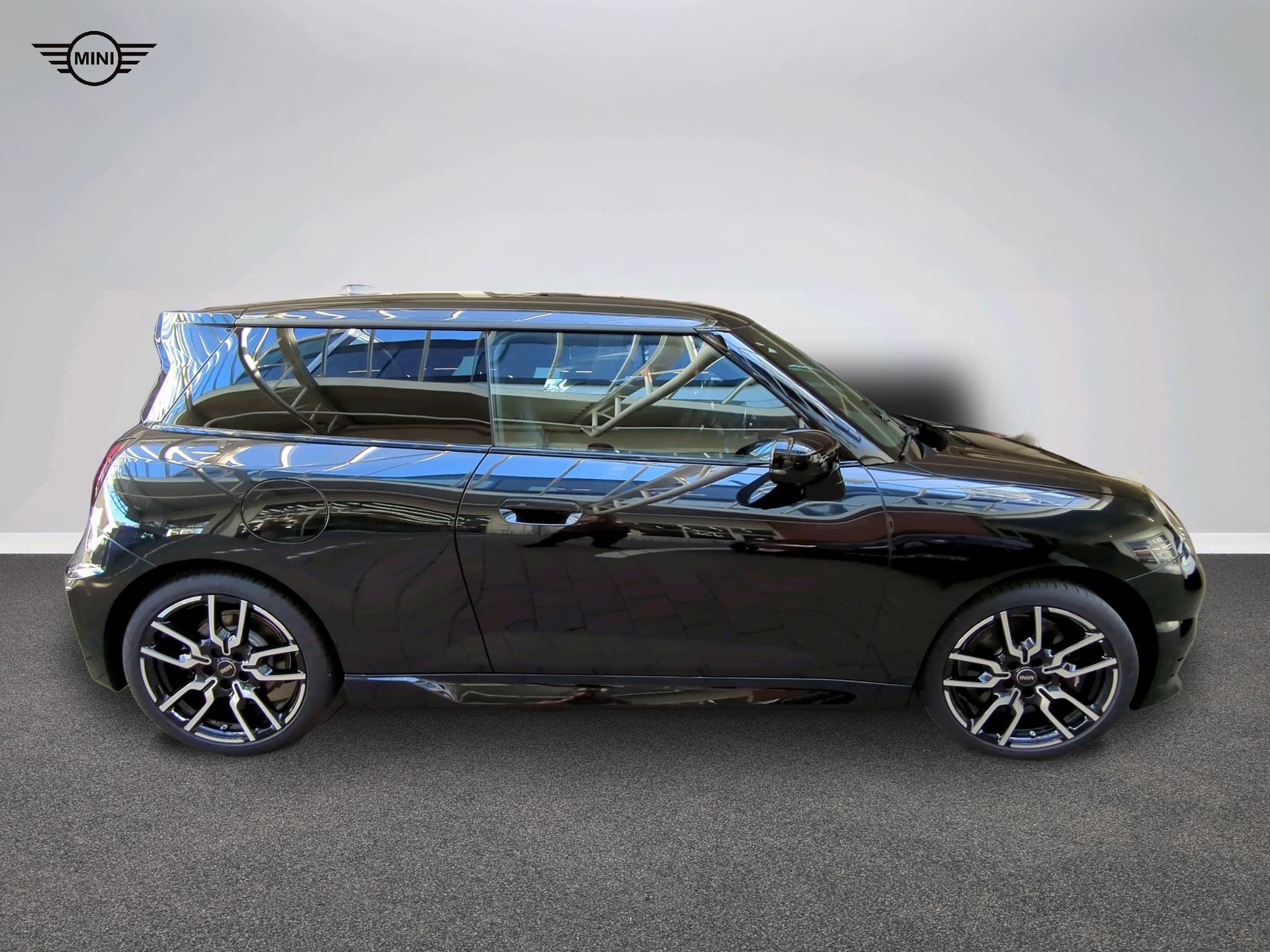MINI Cooper SE-image-1