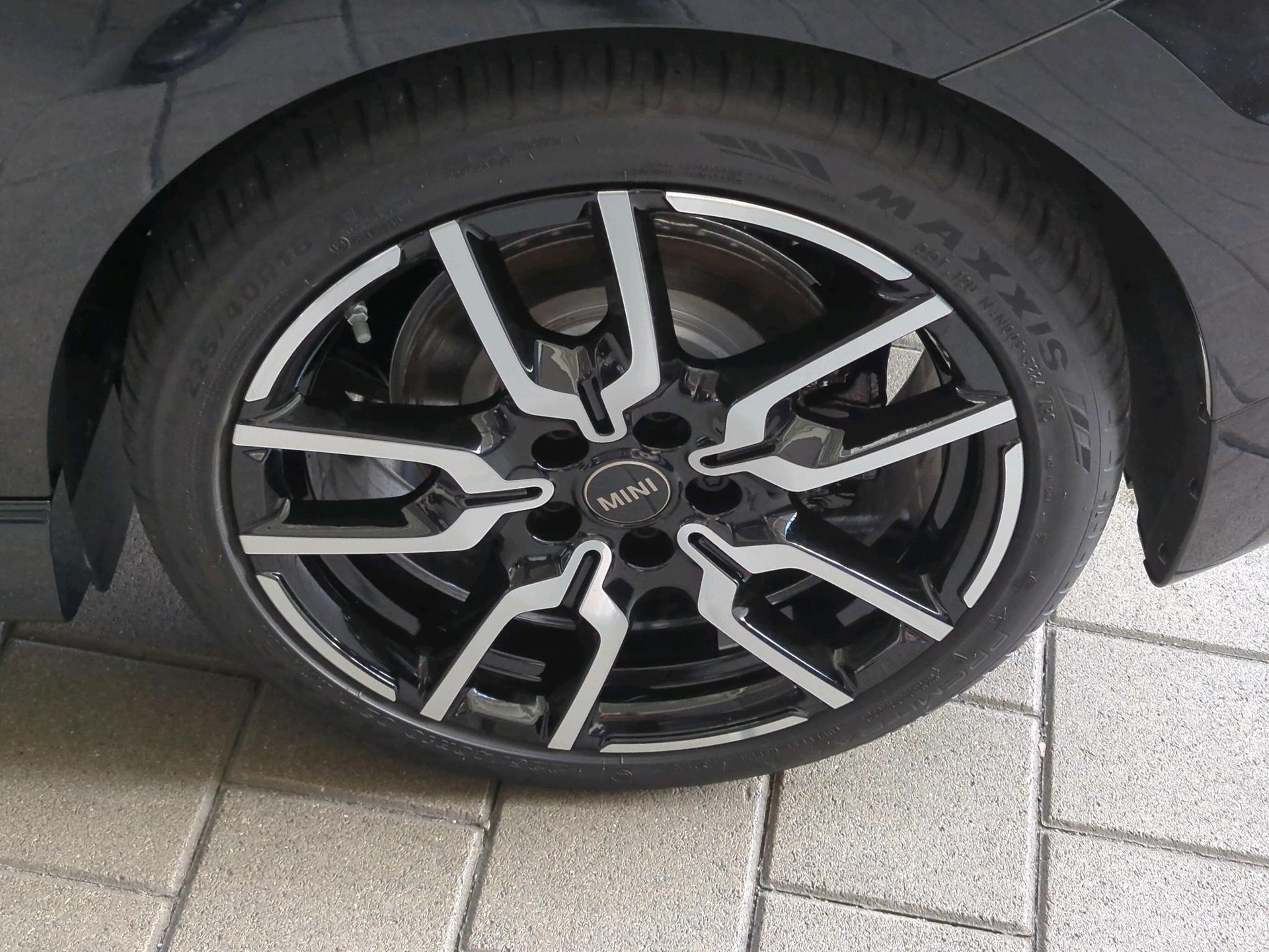 MINI Cooper SE-image-7