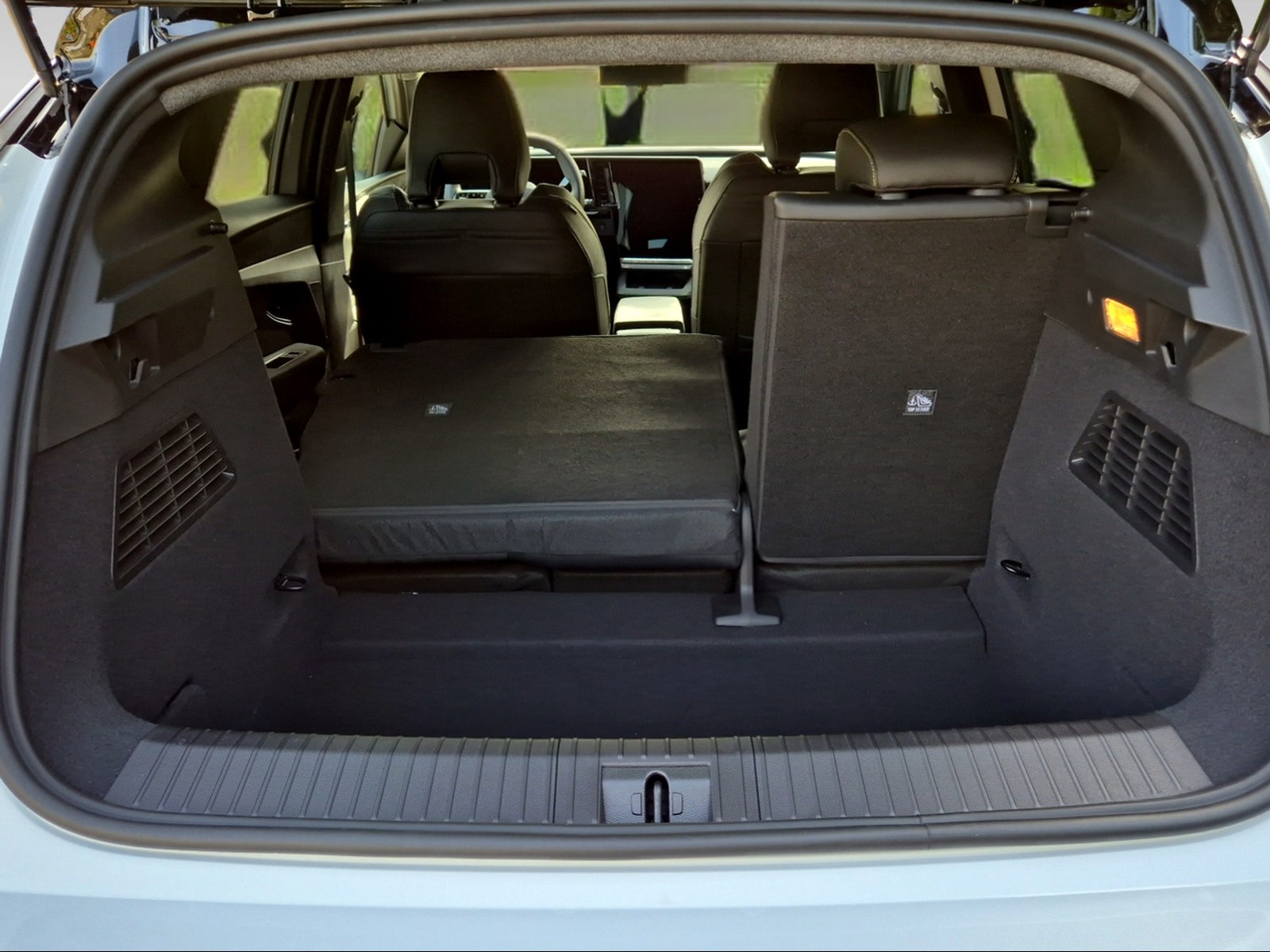 RENAULT Megane-image-10