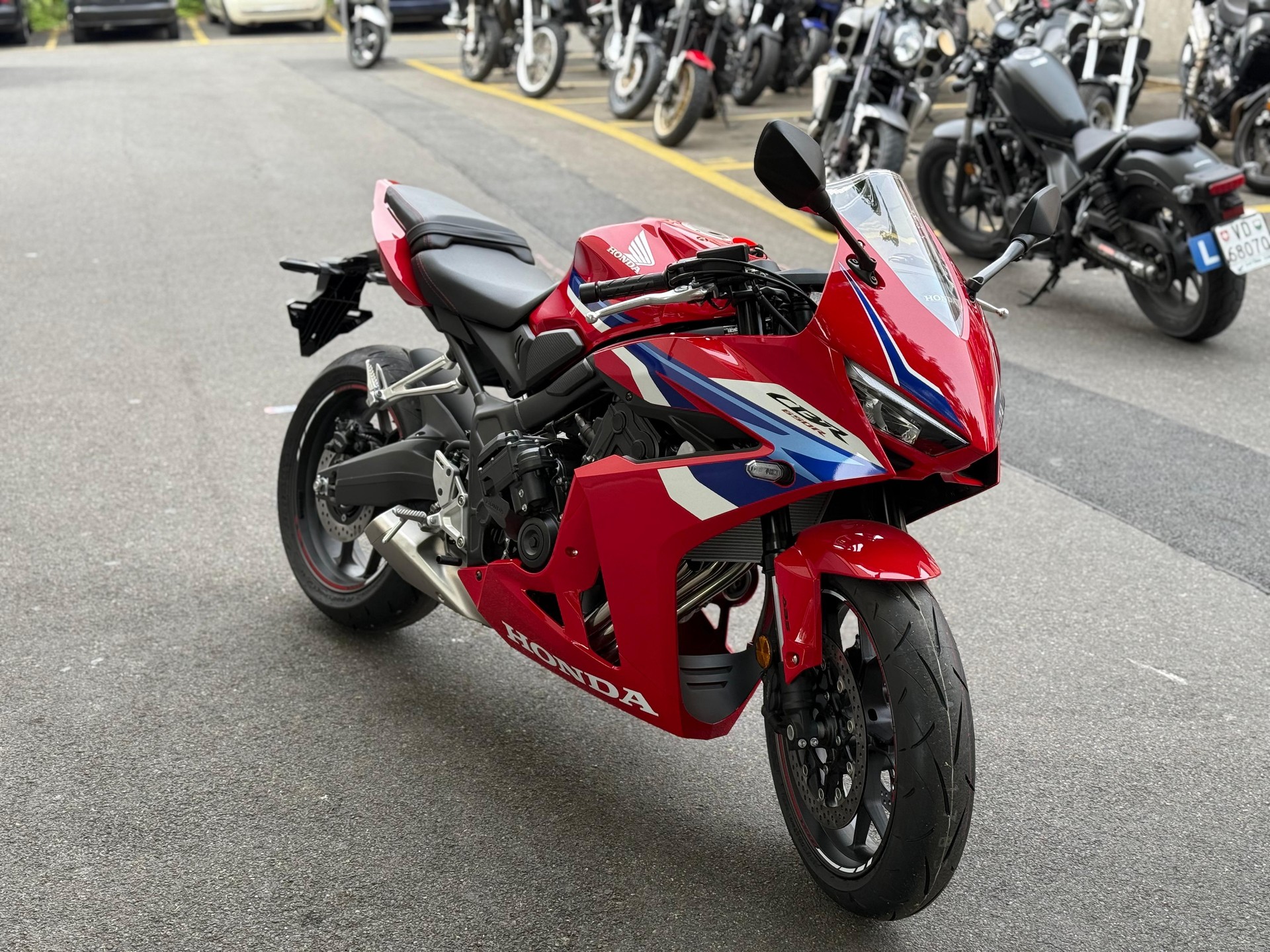 HONDA CBR 650 R E-Clutch-showroom-element-1