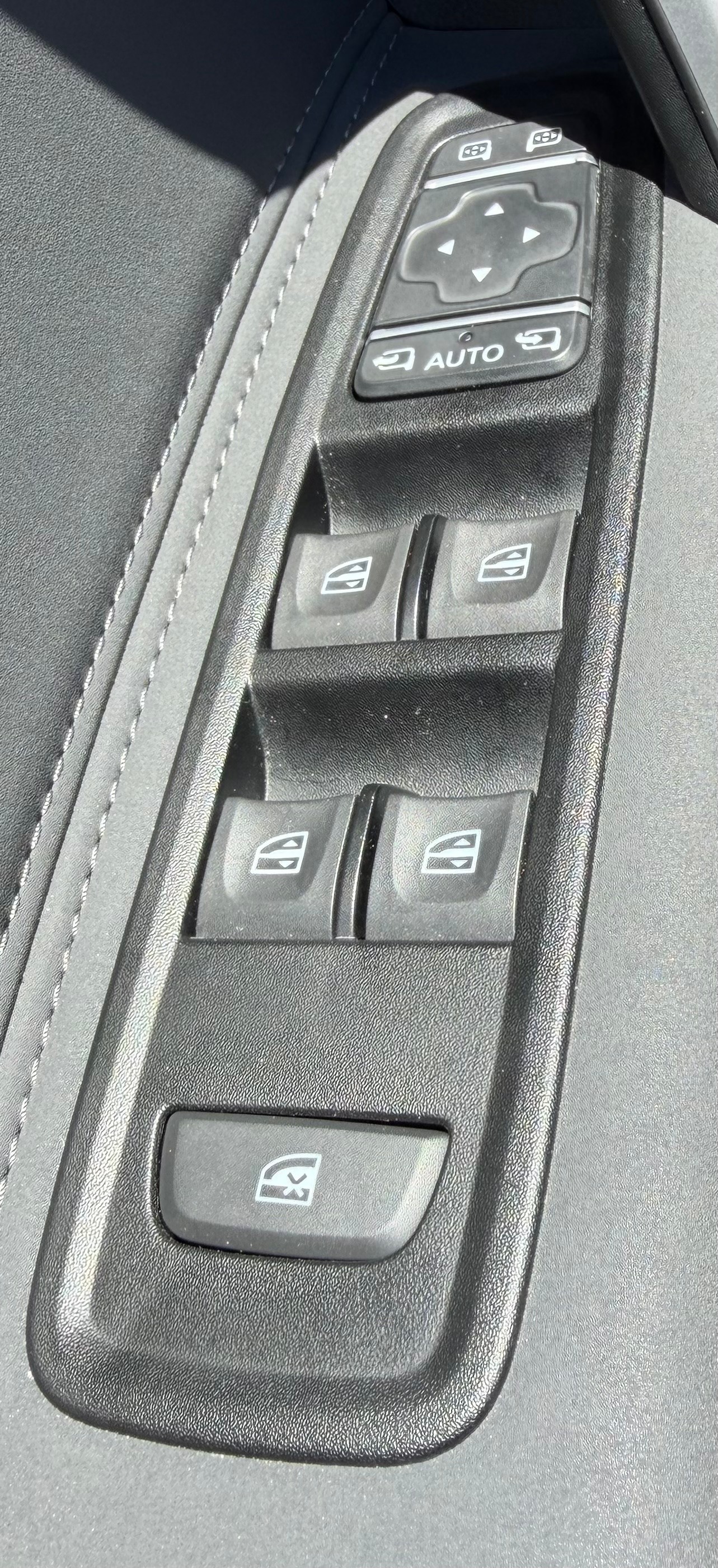 MERCEDES-BENZ T180 Progressive-image-16