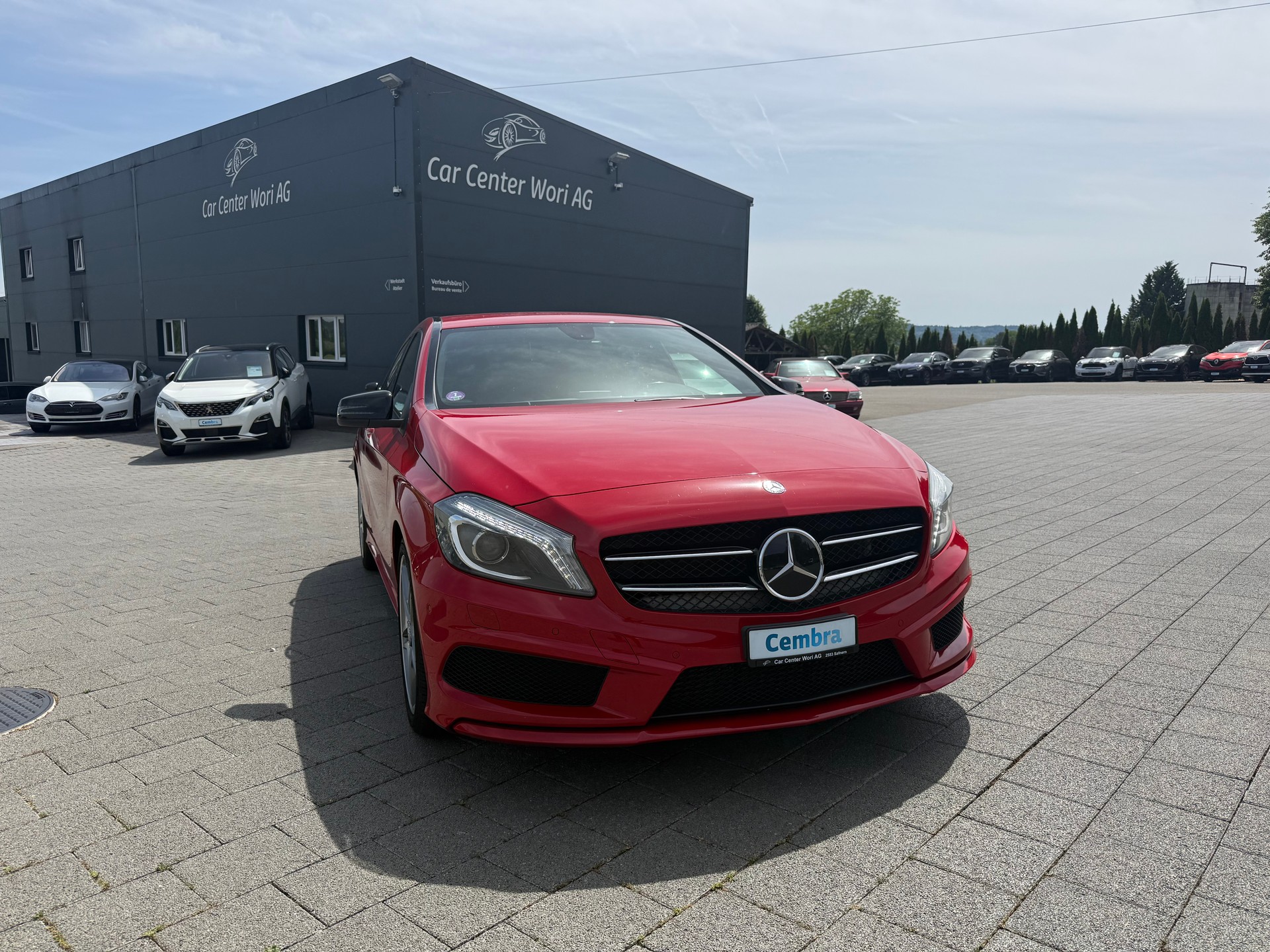 MERCEDES-BENZ A 250 AMG Line 4Matic 7G-DCT-image-6
