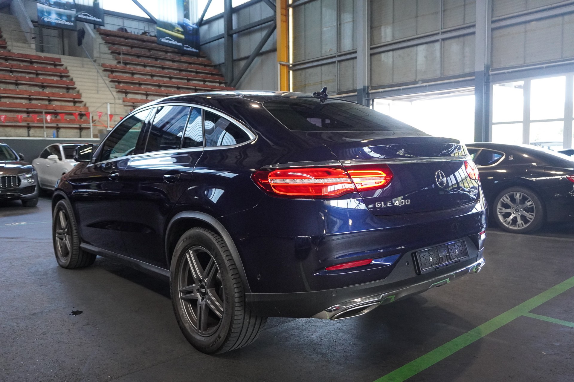 MERCEDES-BENZ GLE Coupé 400 4Matic 9G-Tronic-showroom-element-3