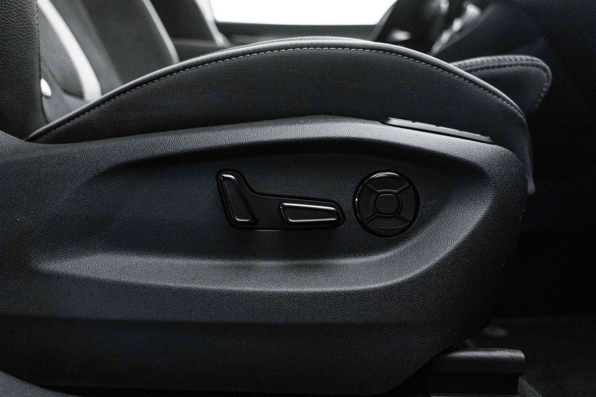 SKODA Kodiaq 2.0 TDI Sportline DSG-Automat-image-12