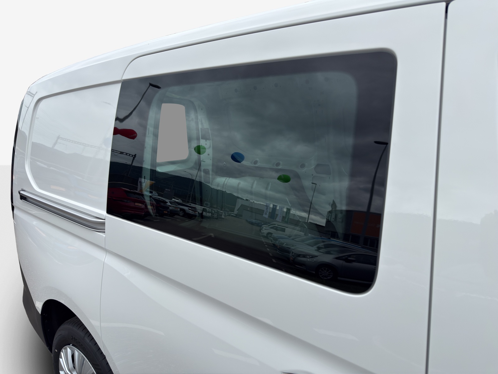 VW Caddy Cargo 2.0TDI Maxi 4Motion-image-11
