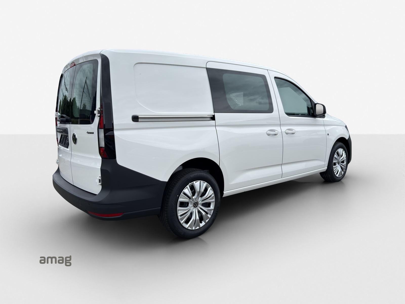 VW Caddy Cargo 2.0TDI Maxi 4Motion-image-4