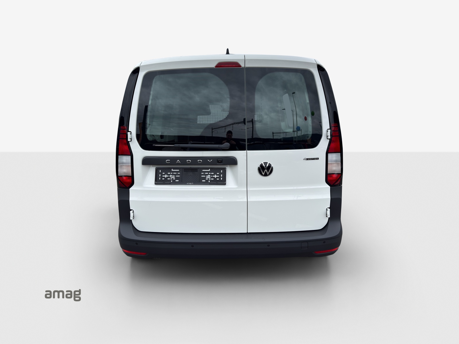 VW Caddy Cargo 2.0TDI Maxi 4Motion-image-3