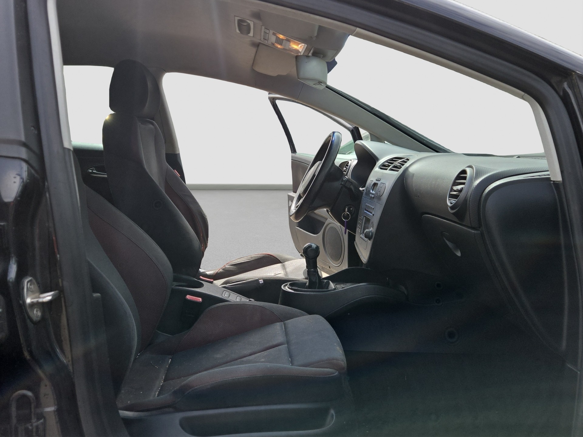 SEAT Leon 2.0 FSI Stylance-image-9