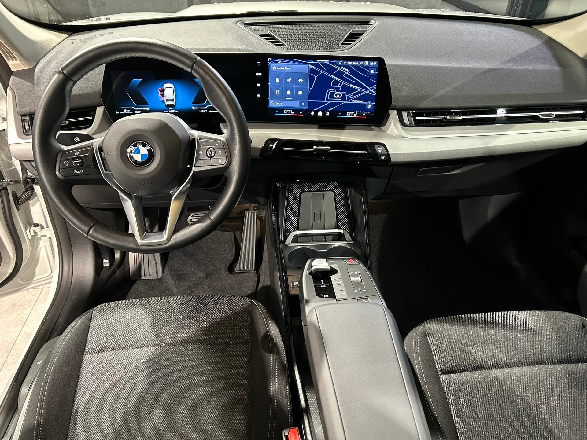 BMW X1 xDrive 23d 48V-image-28