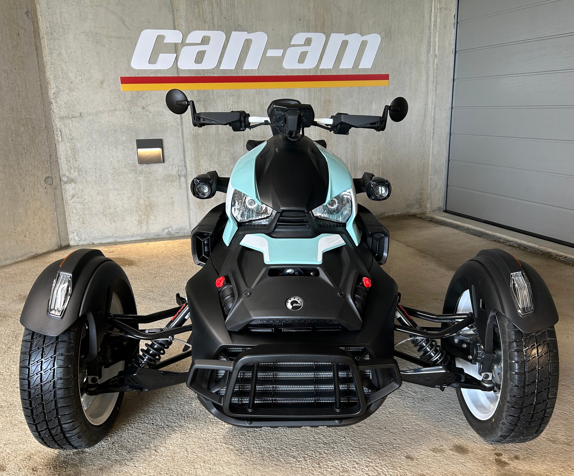 CAN-AM 900 Rally-image-1